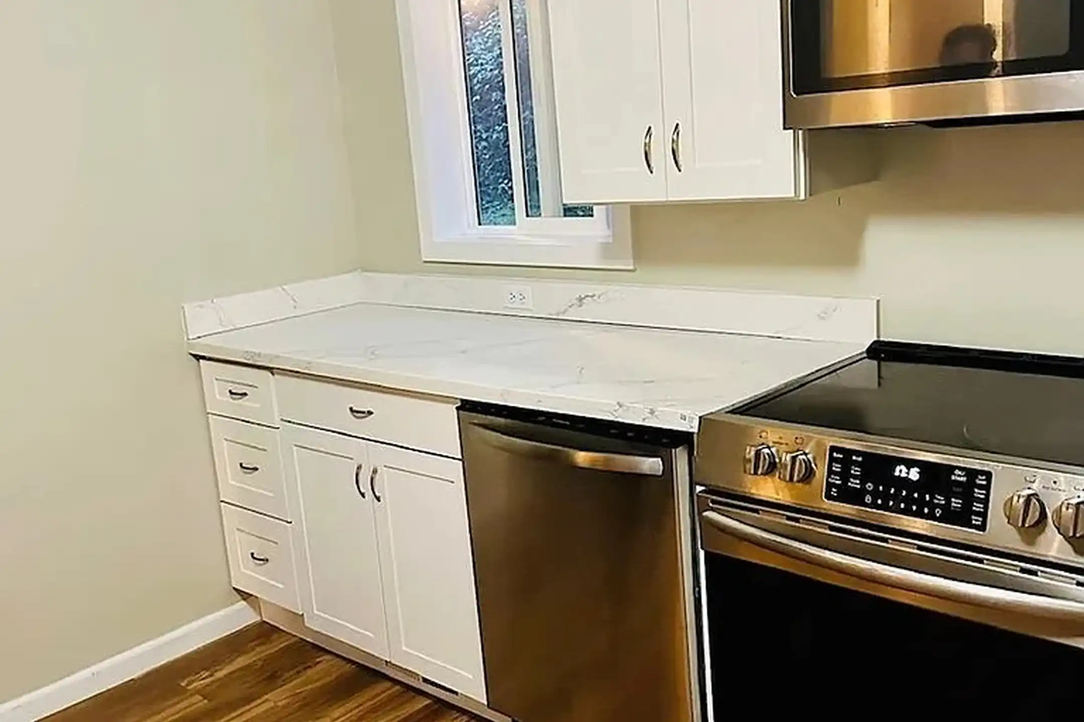 600 Wildwood Blvd SW - Issaquah, WA | Rent., image size:2160x1440