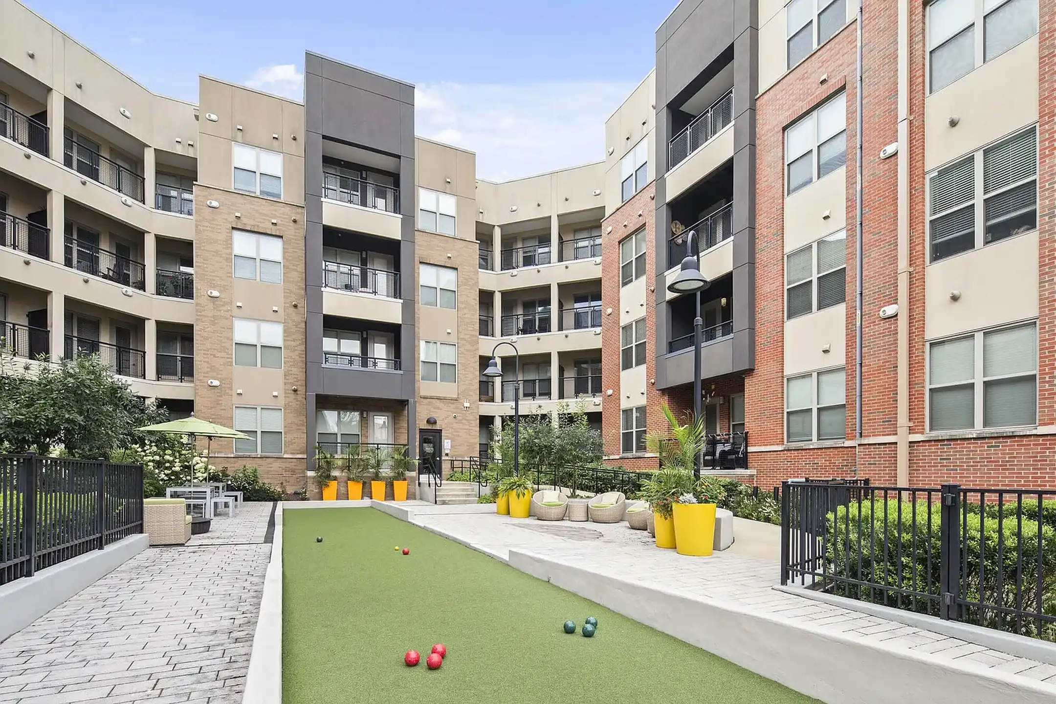 Camden Washingtonian - 10201 Washingtonian Blvd - Gaithersburg, MD | Rent.