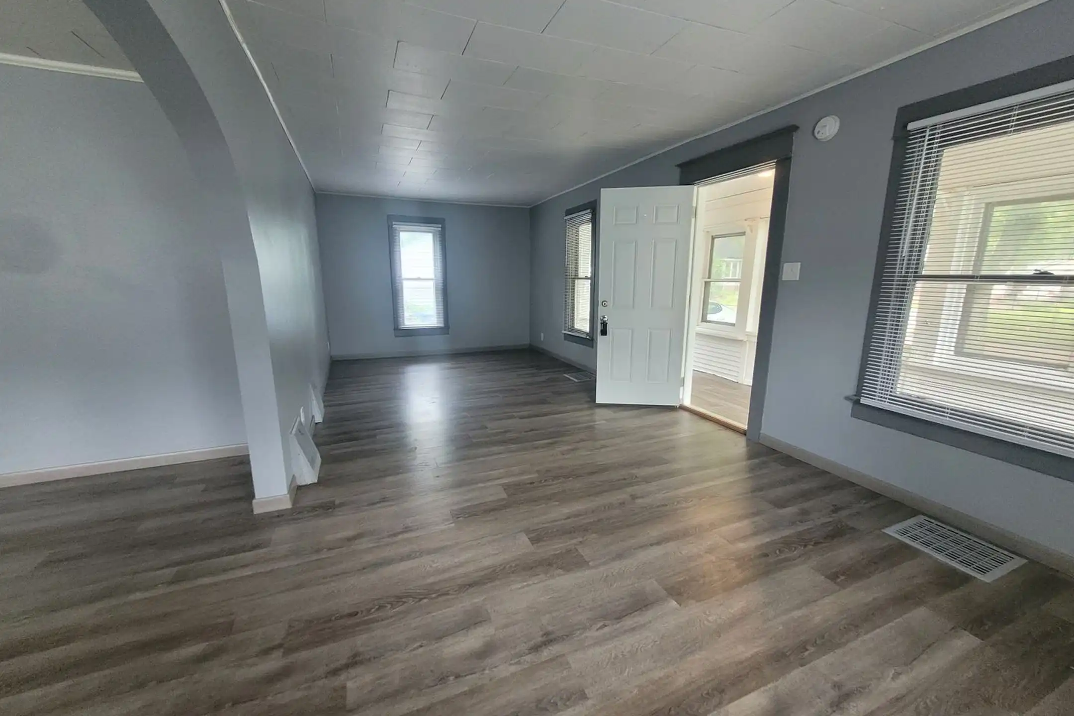 2915 Des Moines St - Des Moines, IA | Rent.