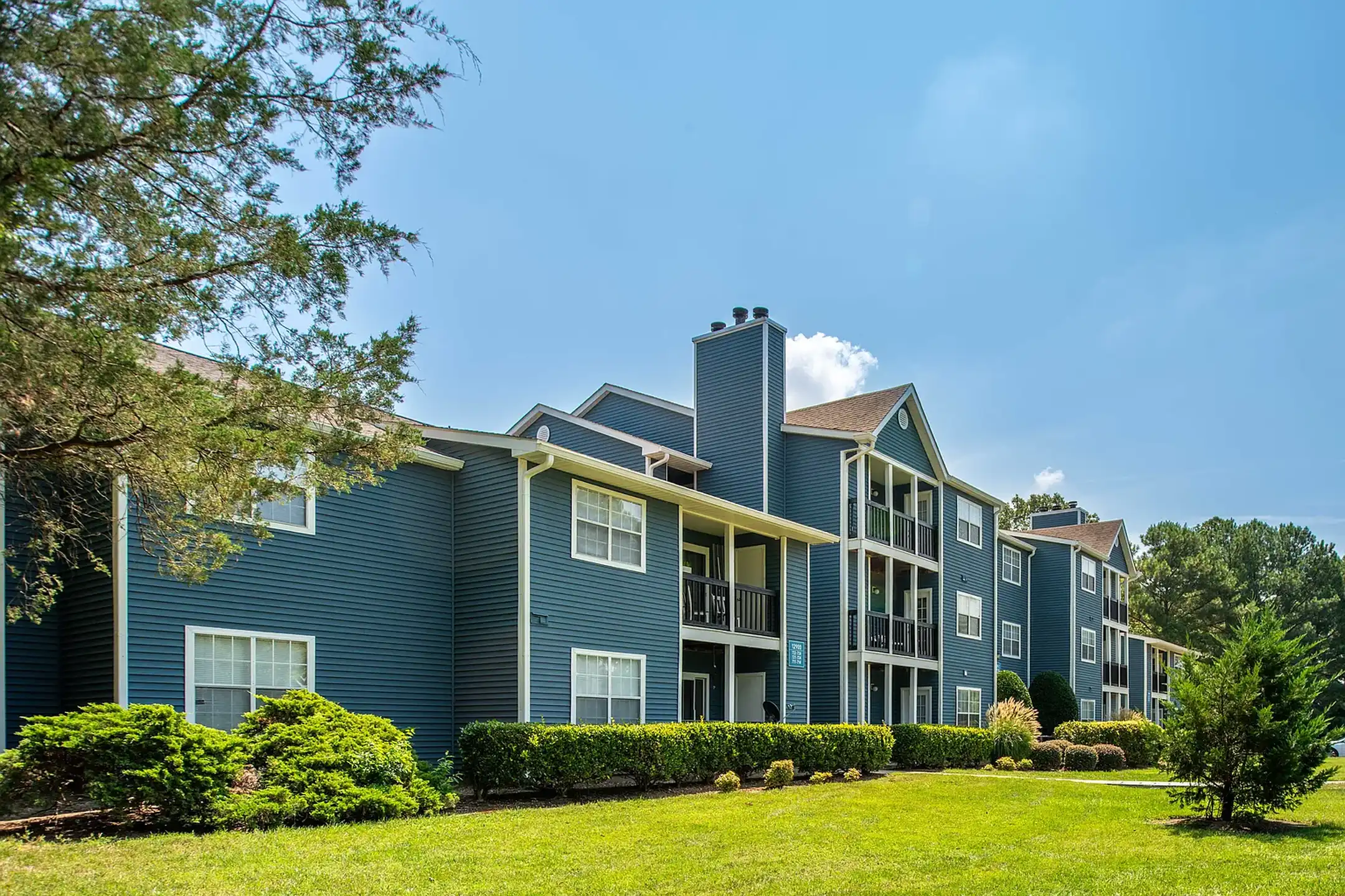 Avenues at Steele Creek - 13001 Yorkridge Dr - Charlotte, NC | Rent.