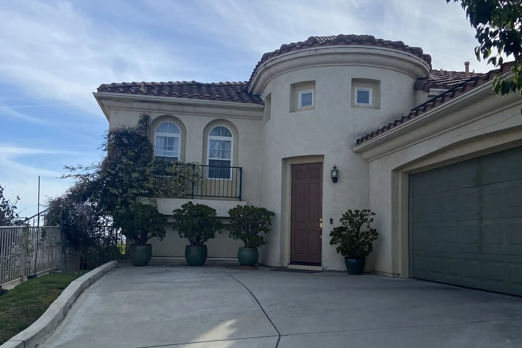 10157 Fabled Waters Ct - Spring Valley, CA | Rent.