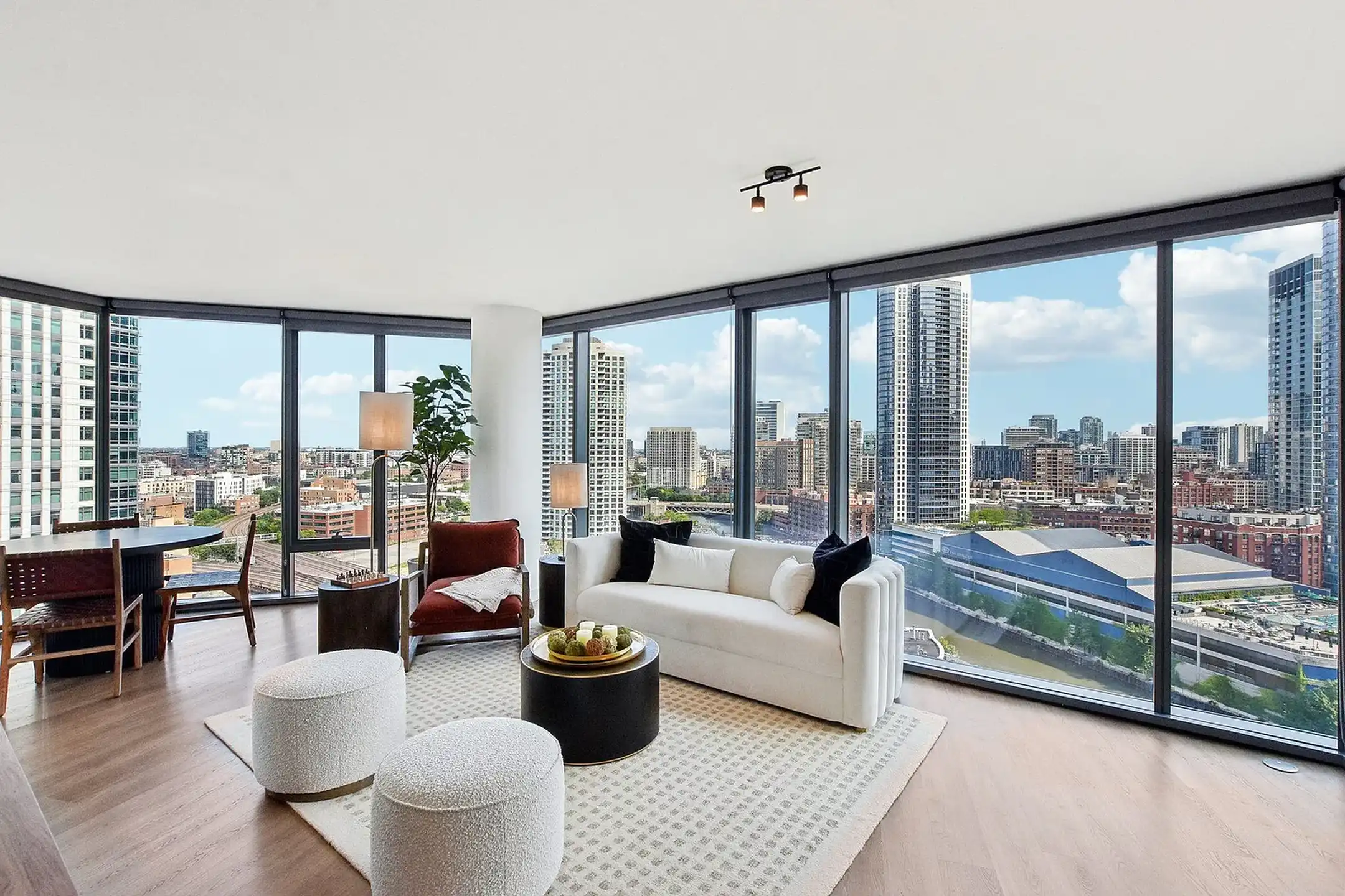 Cassidy on Canal 350 N Canal St Chicago, IL - Main Image