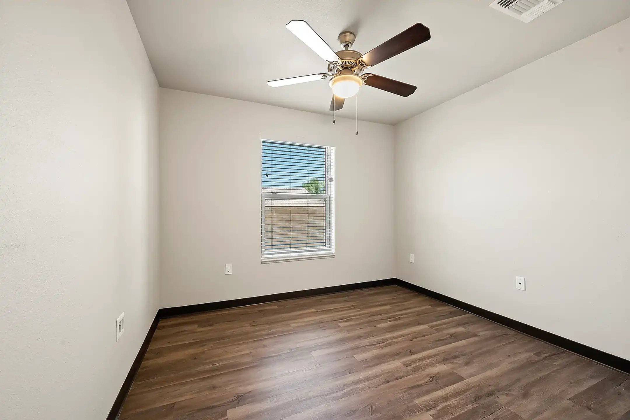 Lynne Village Apartments 6055 S 11th Ave Phoenix, AZ