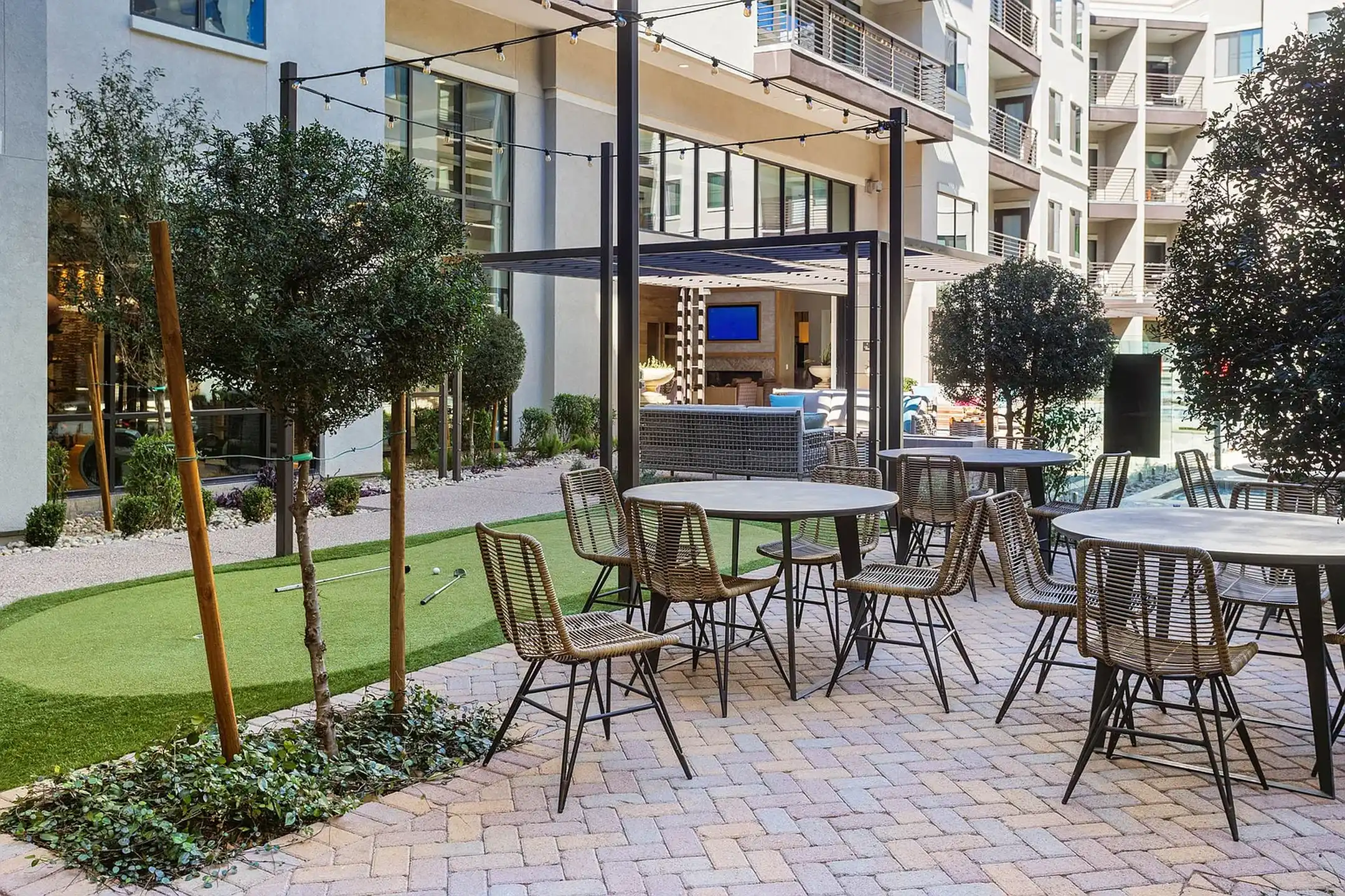 Onyx North Central - 777 E Stella Ln - Phoenix, AZ | Rent.