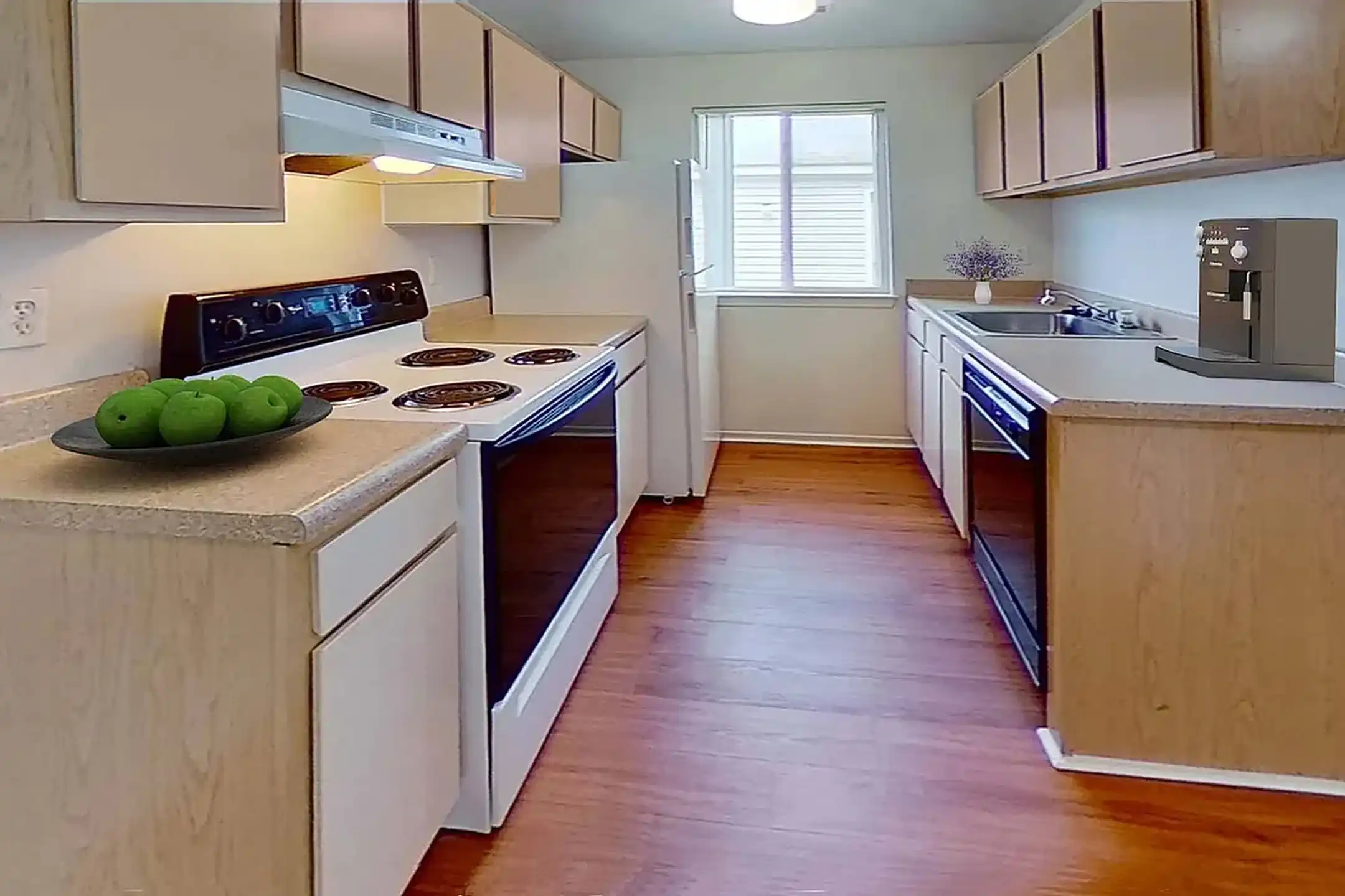 Crystal Lake 7350 Crystal Lake Dr Swartz Creek, MI