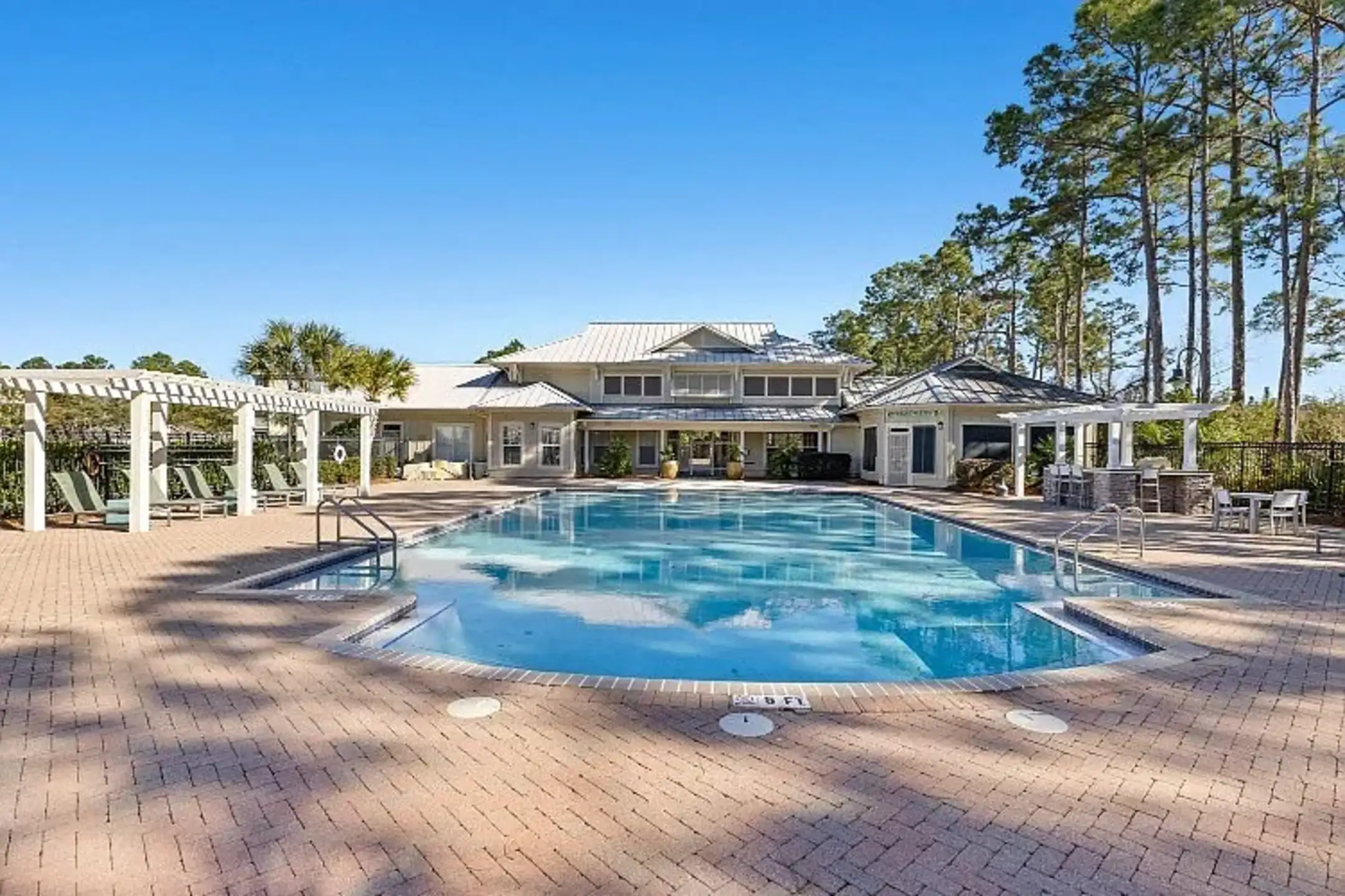 『TEN BEACH L』 10645 Ocean Beach Rd, Clarklake, MI 49234 | Zillow