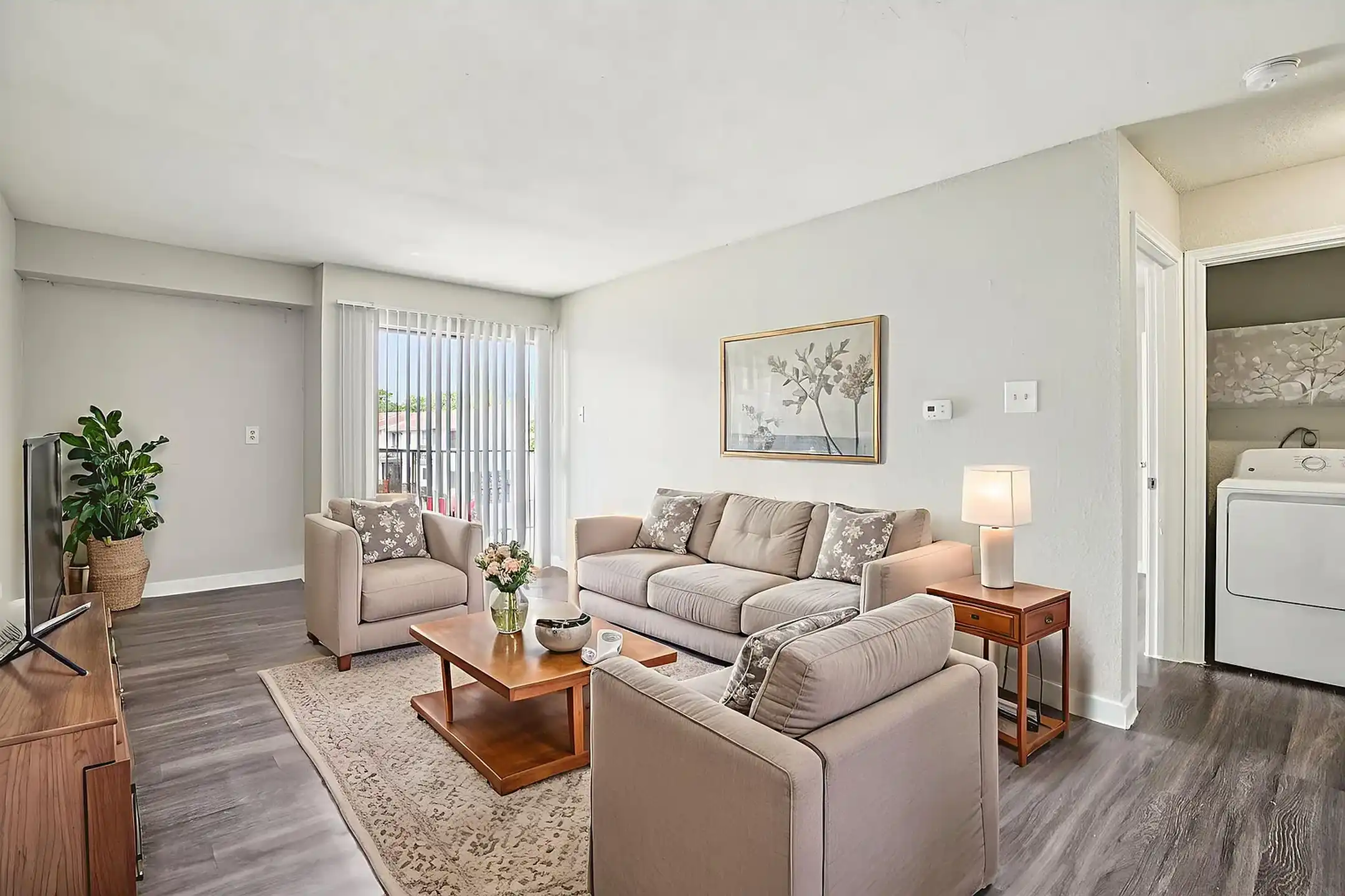 mesh-apartments-2101-elmont-dr-austin-tx-rent