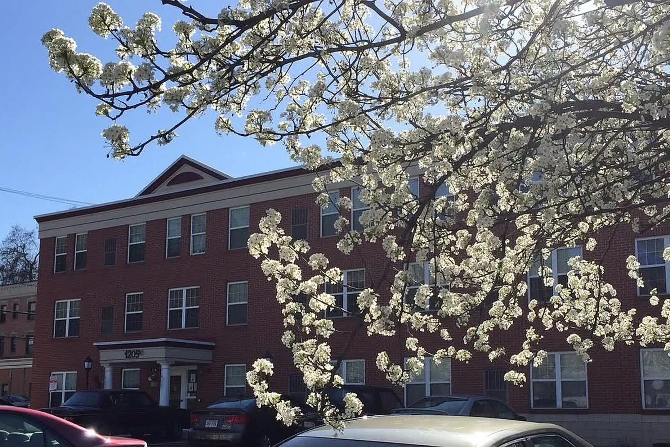 Fifth Avenue Commons 1205 5th Ave McKeesport, PA