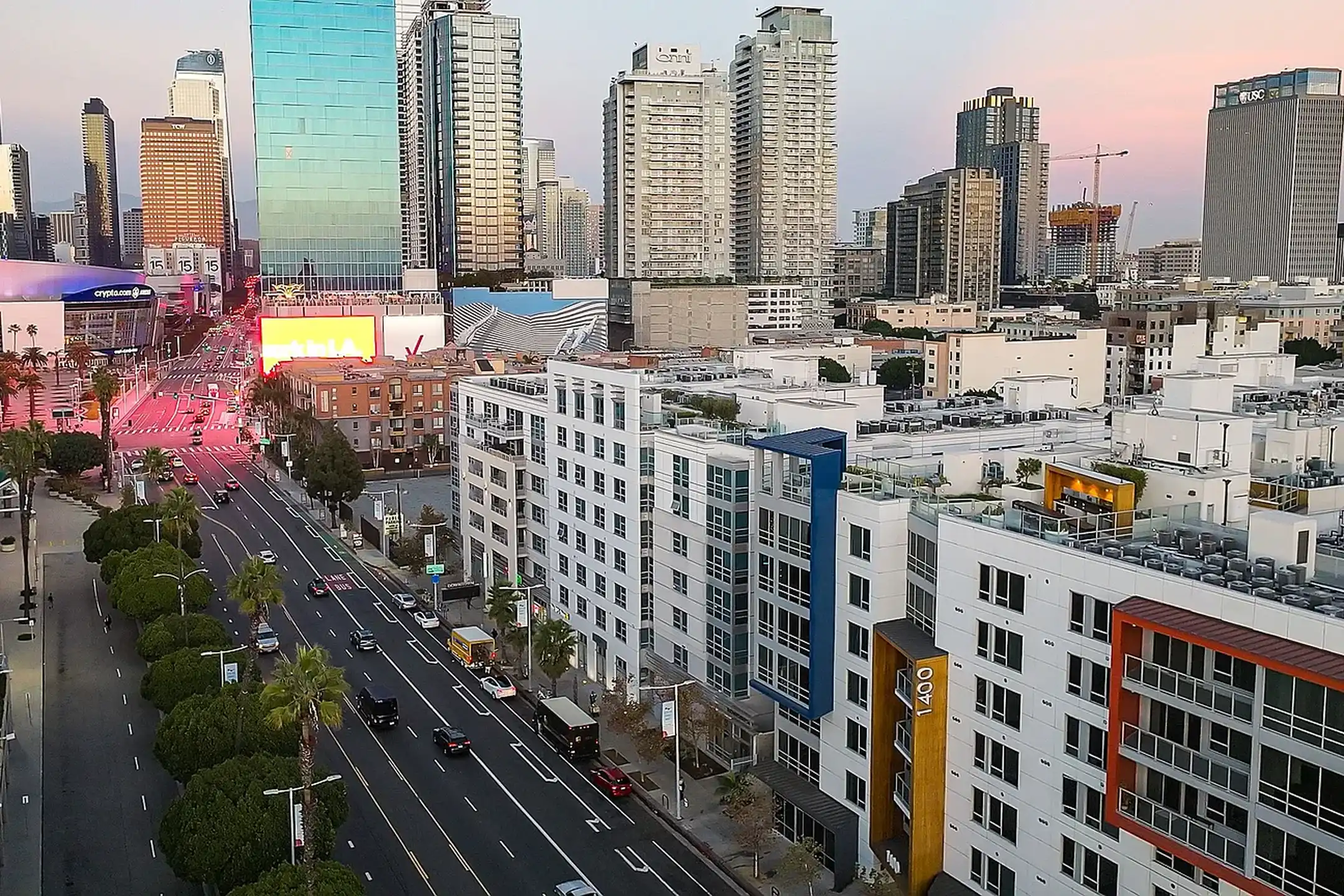 1400 FIG Apartments - 1400 S Figueroa St - Los Angeles, CA | Rent.