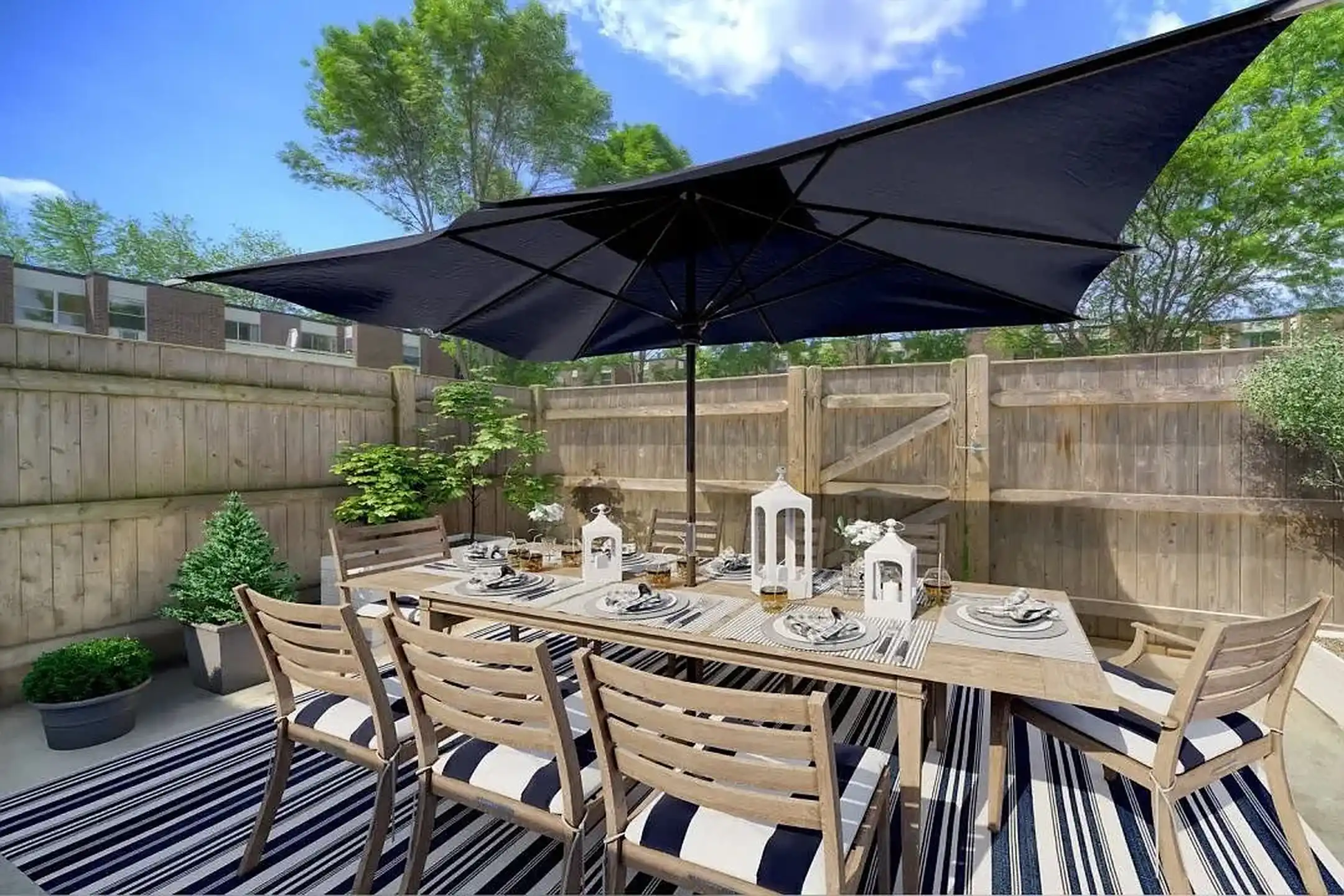 Eagle Rock Apartments and Townhomes at Brighton Bronsdon St