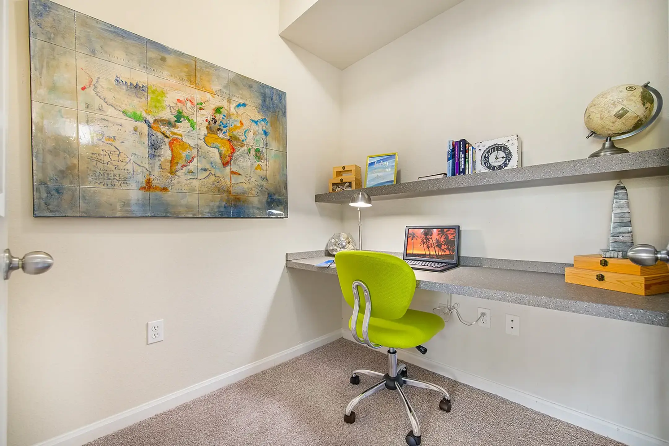 MAA Tampa Oaks - 8425 Montravail Cir - Temple Terrace, FL
