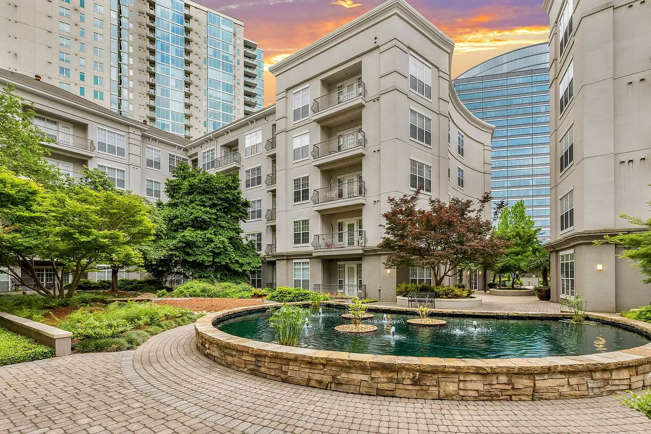 MAA Lenox - 600 Phipps Blvd NE - Atlanta, GA | Rent.