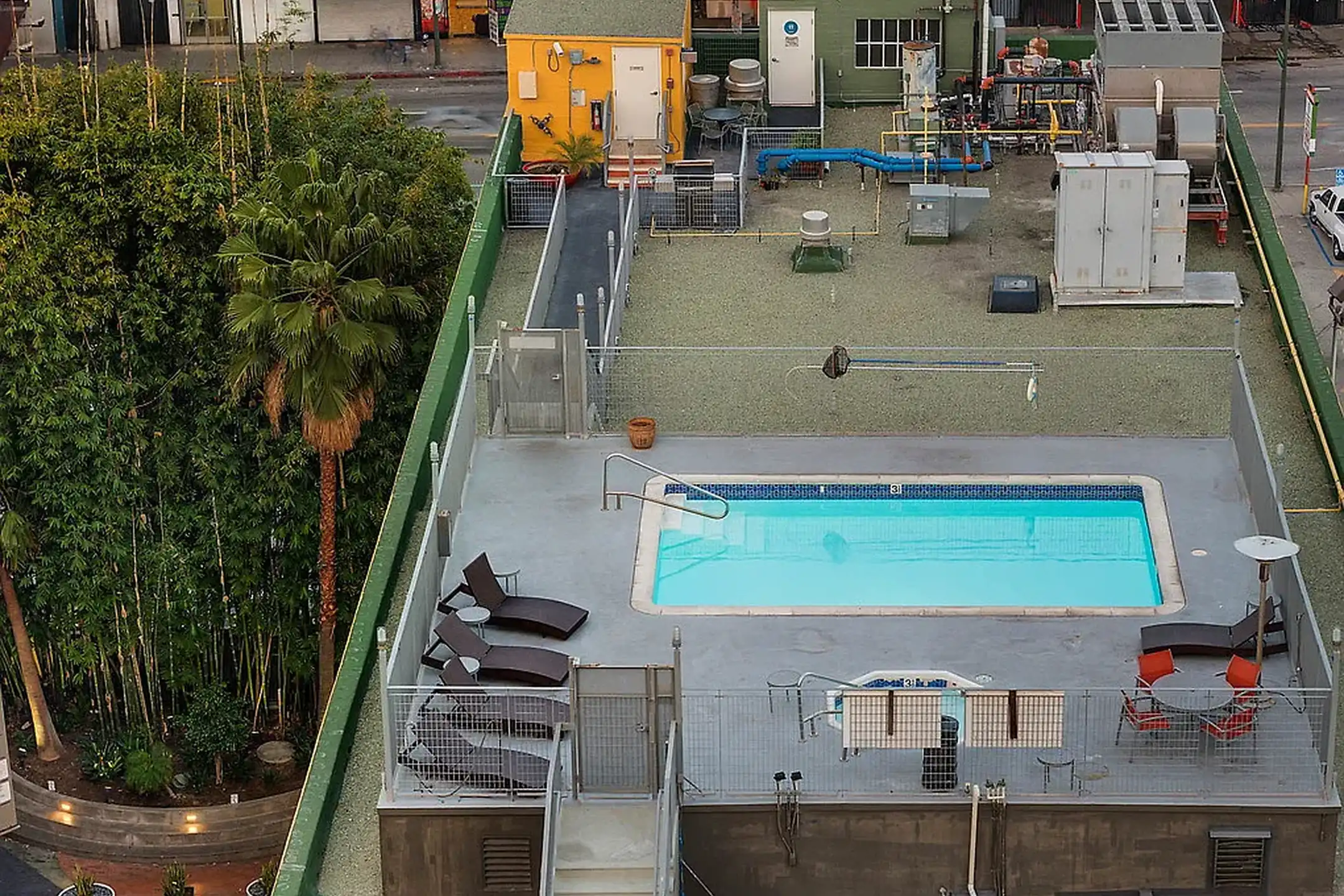 Santee Court - 716 S Los Angeles St - Los Angeles, CA | Rent.