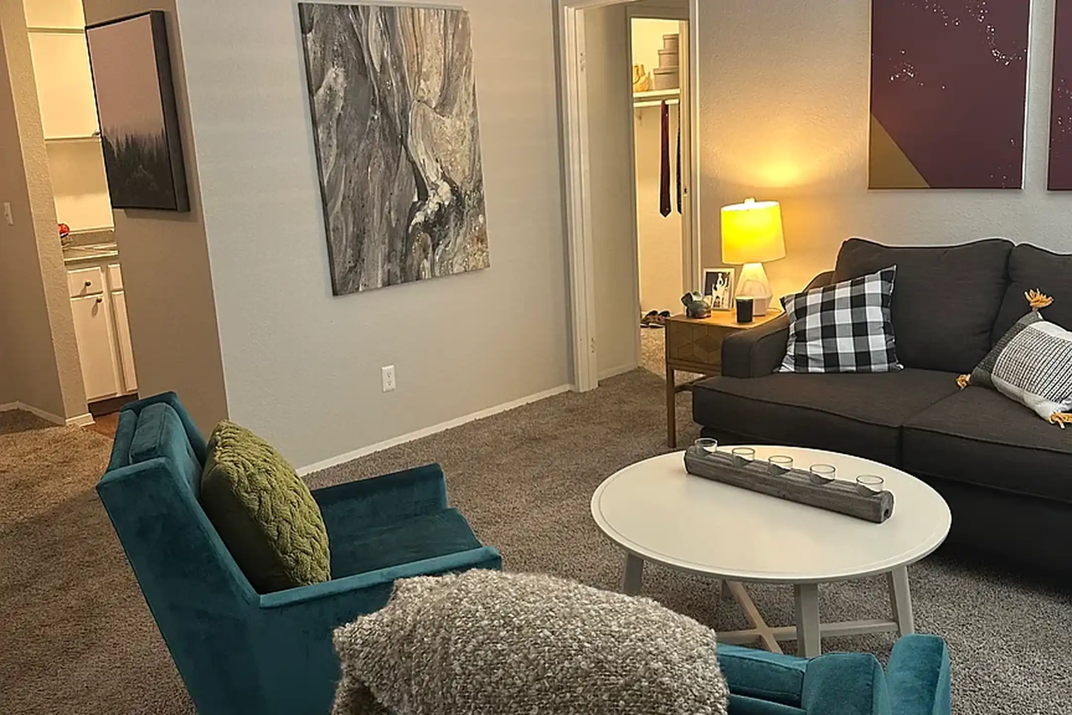 Willow Lake Apartments - 6002 NW Prairie View Rd - Kansas City, MO | Rent.