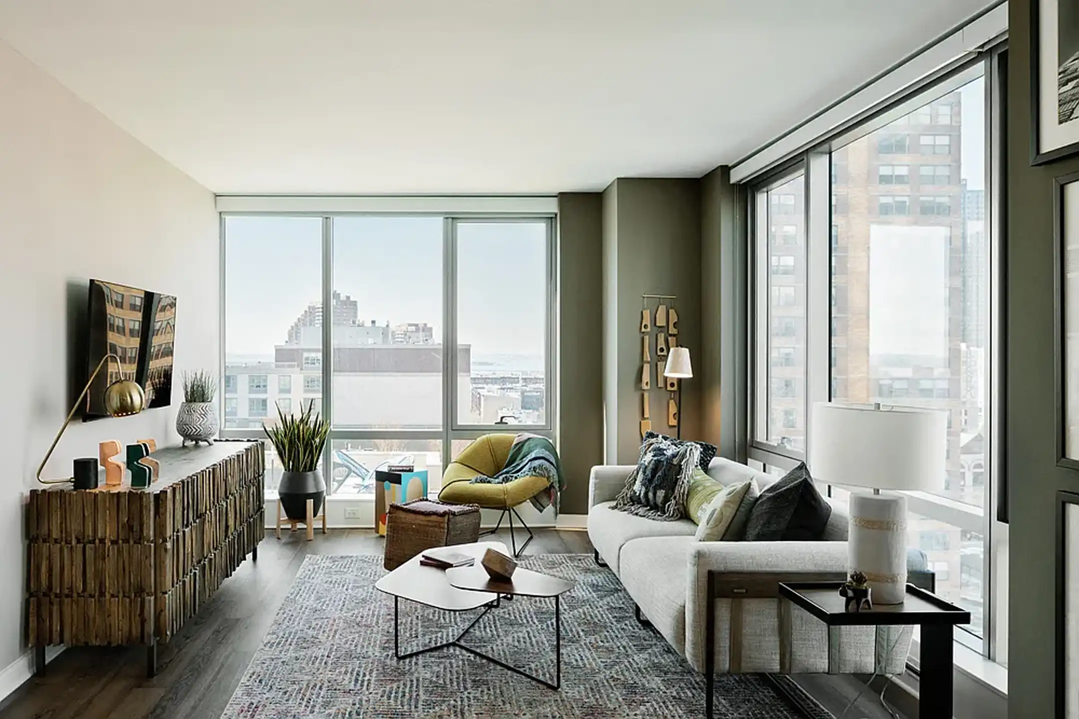 Haus25 - 25 Christopher Columbus Dr - Jersey City, NJ | Rent.