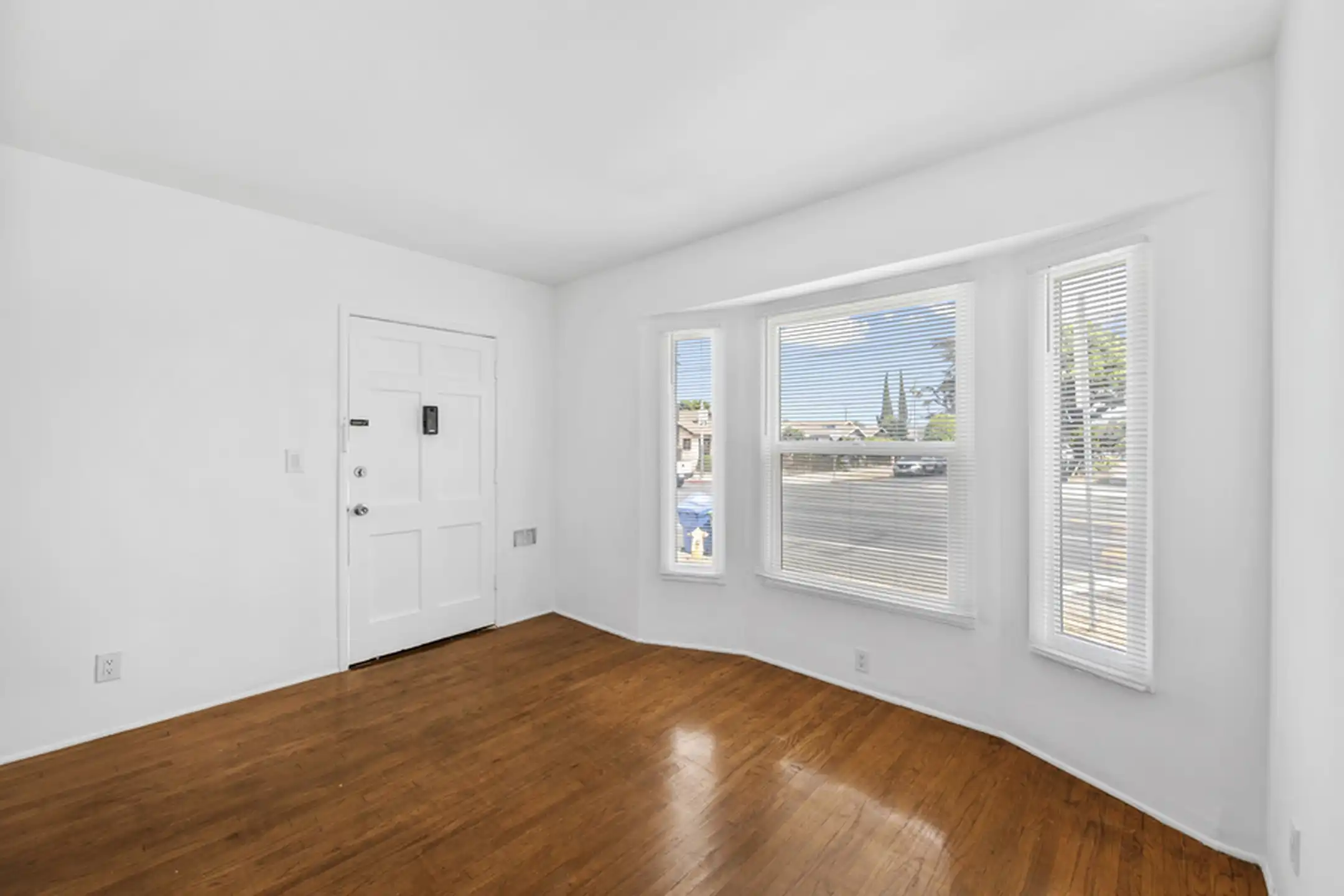 7233 Normandie Ave unit 7233 - Los Angeles, CA | Rent.