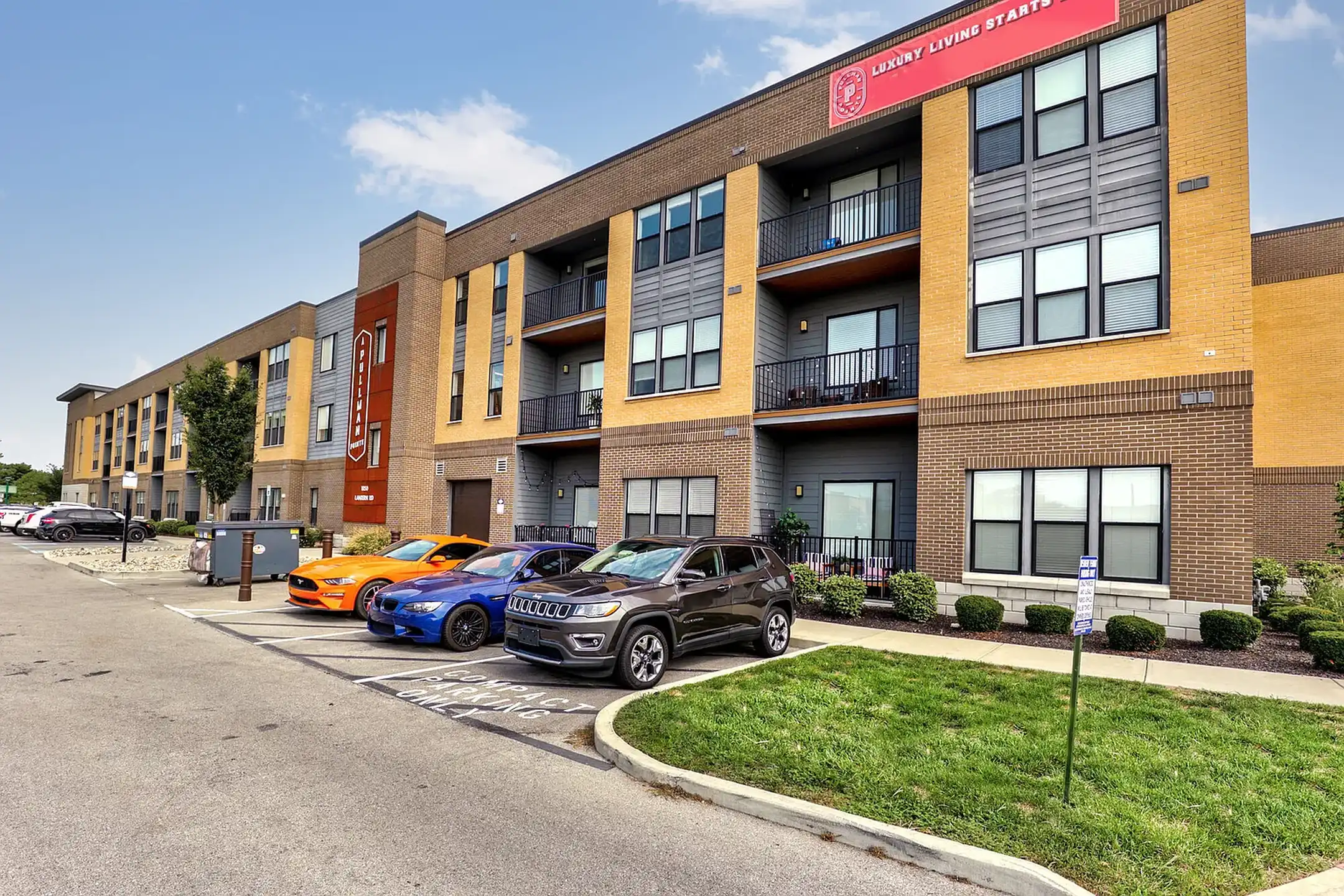 Pullman Pointe 11110 Lantern Rd Fishers, IN