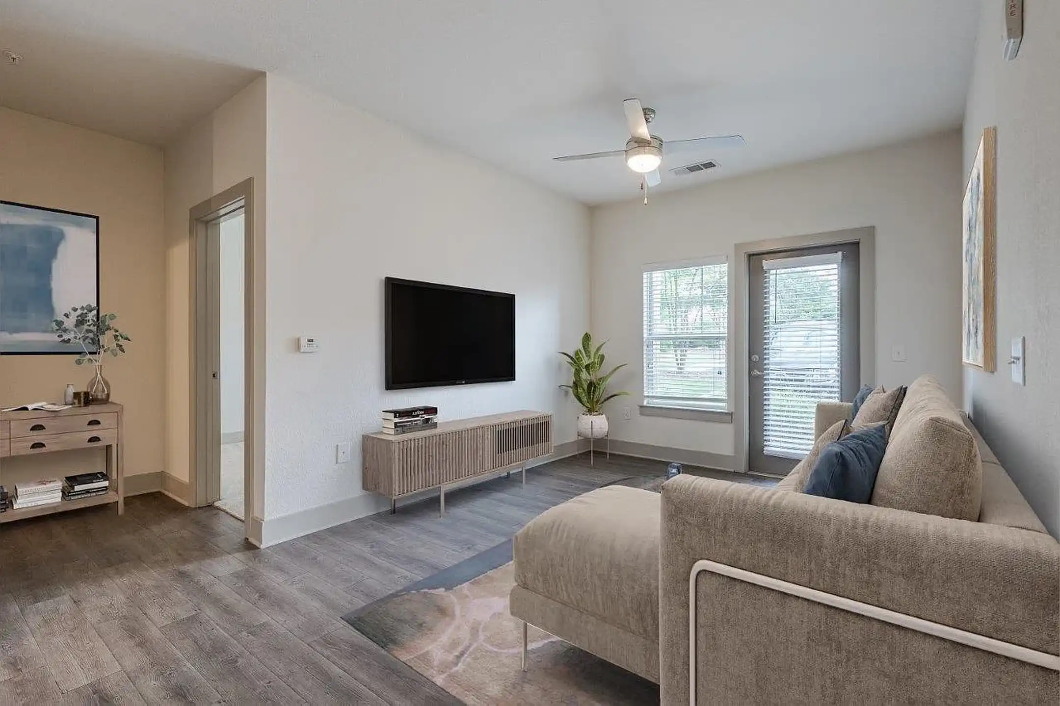 Haywood Reserve Apartment Homes - 826 Old Airport Rd - Greenville, SC ...