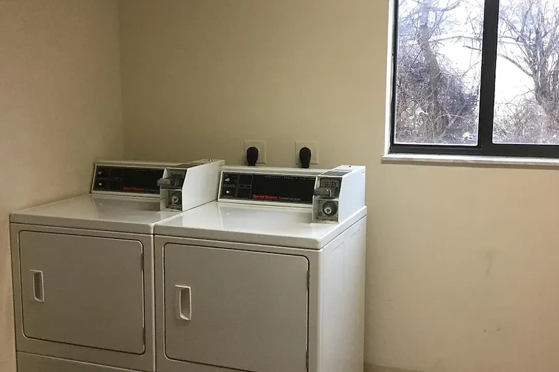 Aspen Grove - 1925 Aaron Dr - Middletown, OH | Rent.