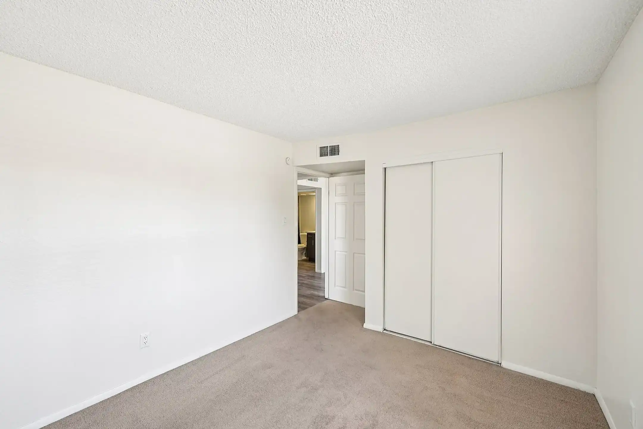 Solano - 5350 N 17th Ave - Phoenix, AZ | Rent.