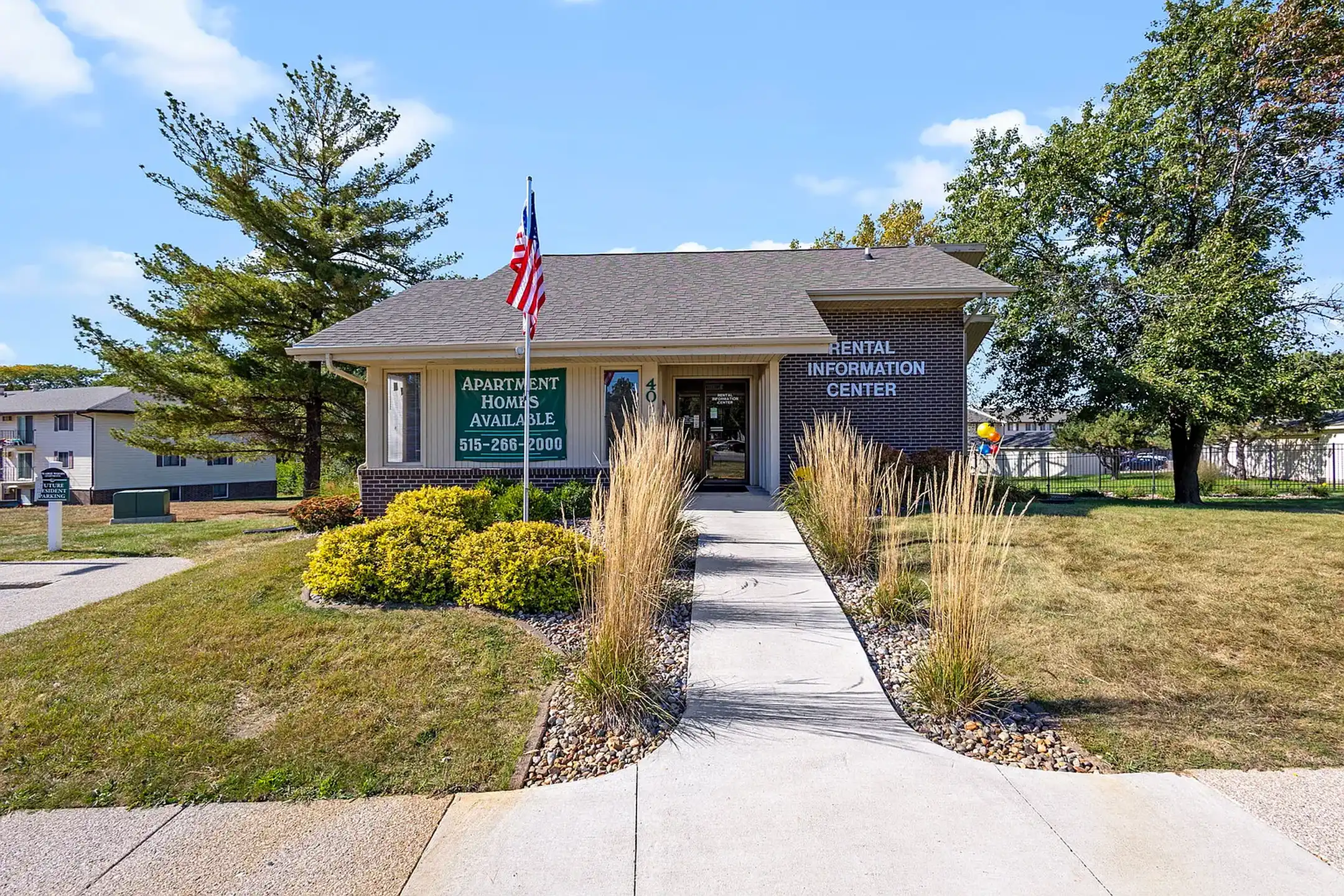 Prairie Woods Apartments - 4014 Hubbell Ave - Des Moines, IA | Rent.