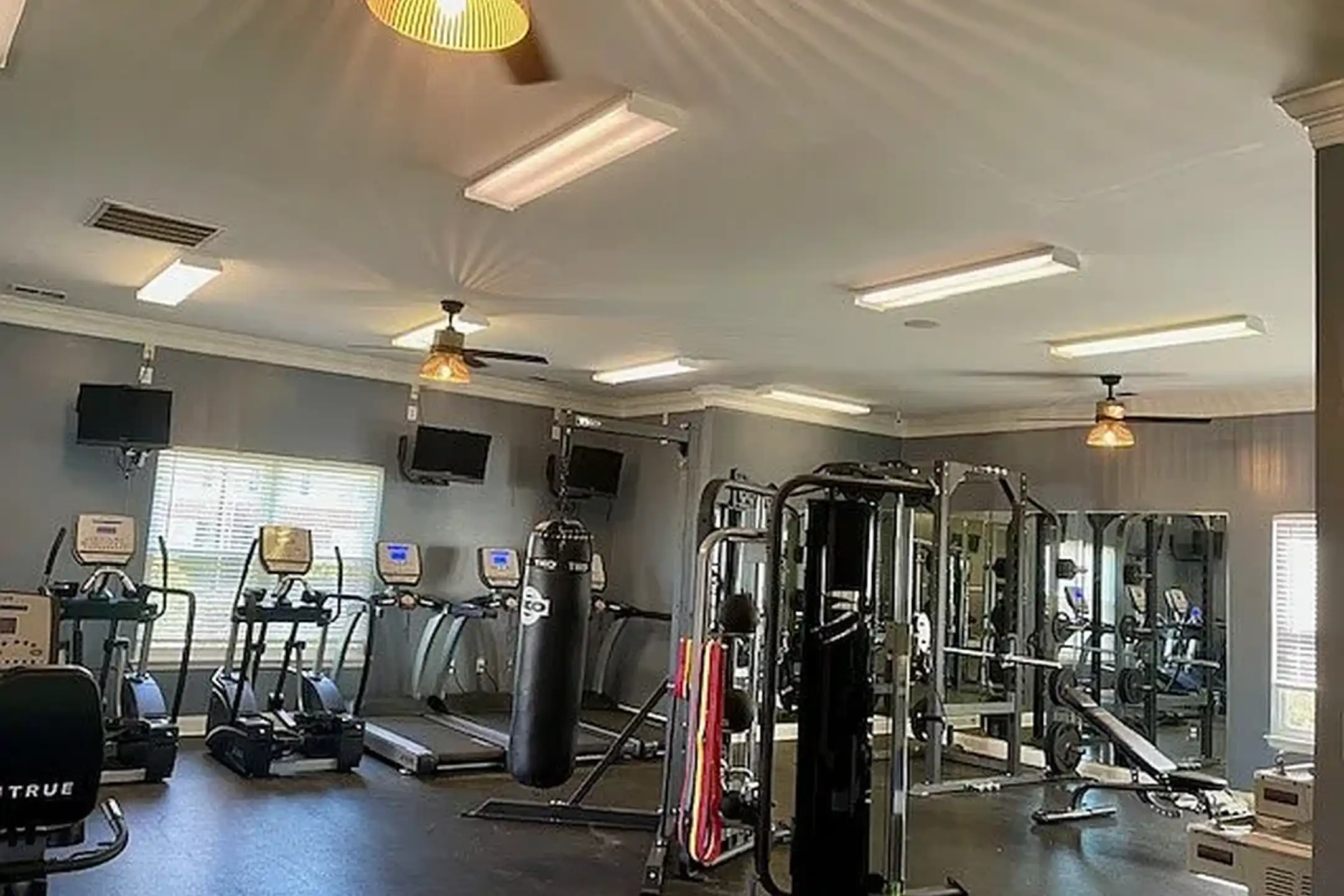 Legacy at Abbington Place 1025 Kensington Dr Jacksonville, NC