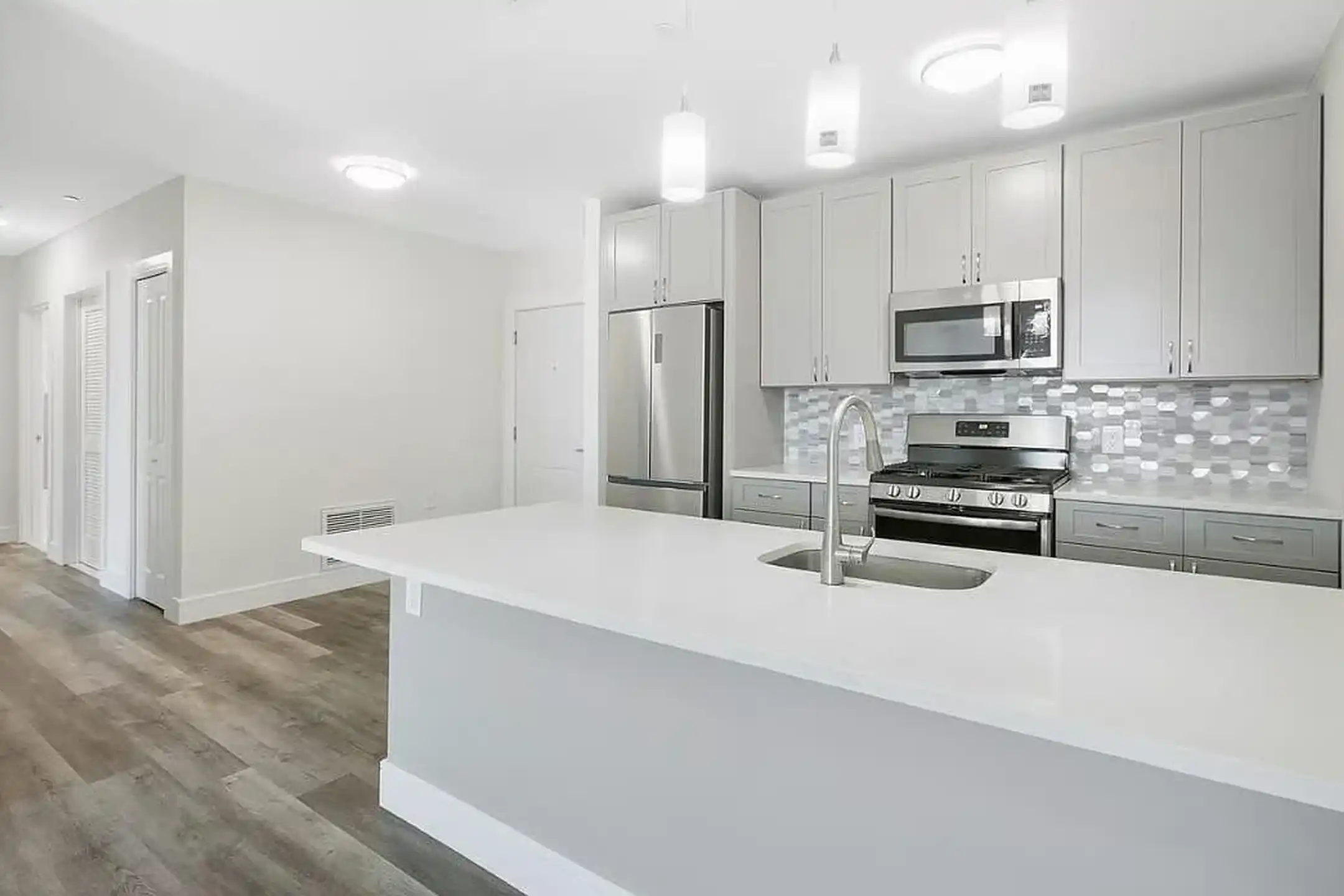 39 Cornelison Ave Jersey City, NJ Rent.