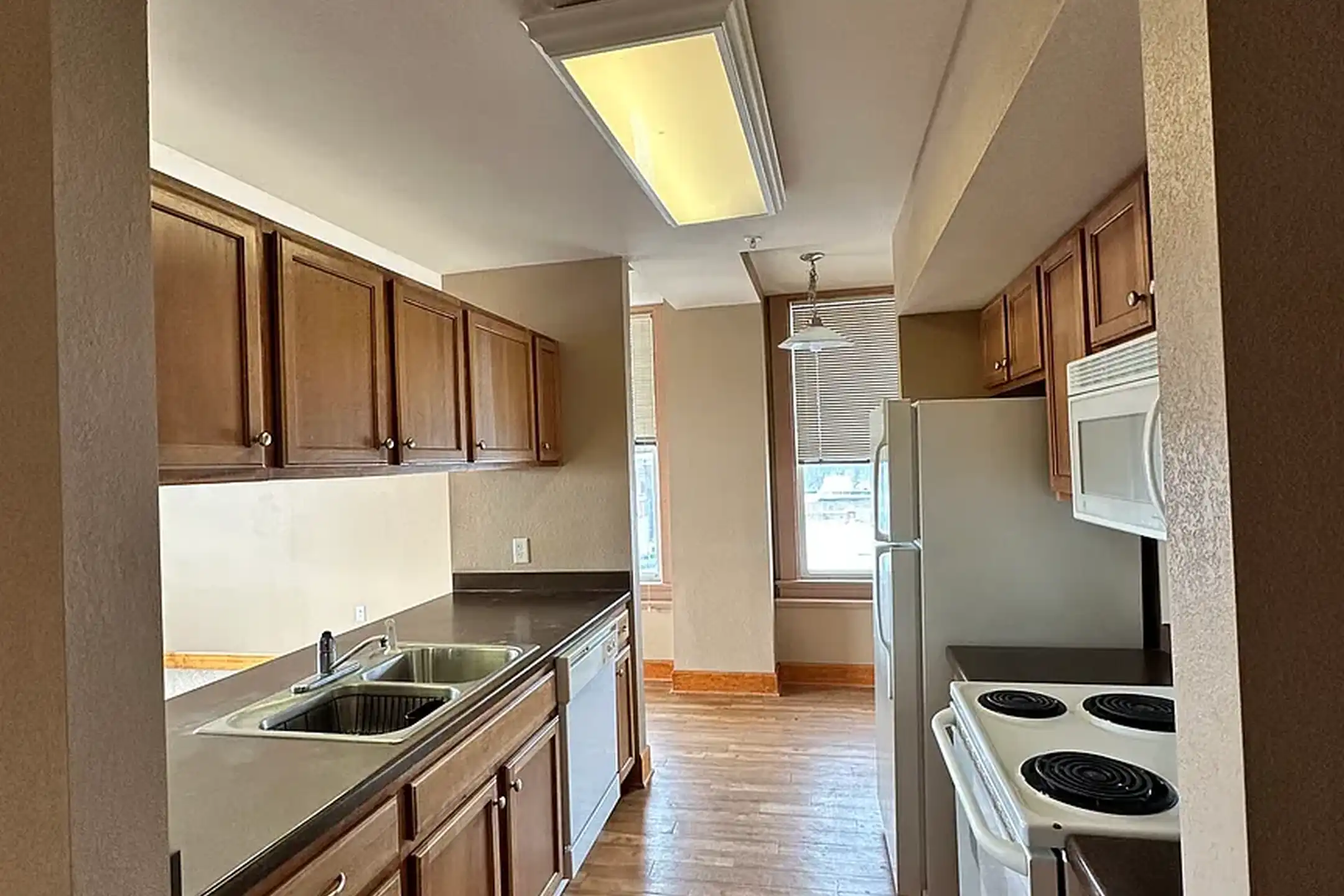 The Lofts at Lea Center - 139 E William St - Albert Lea, MN | Rent.