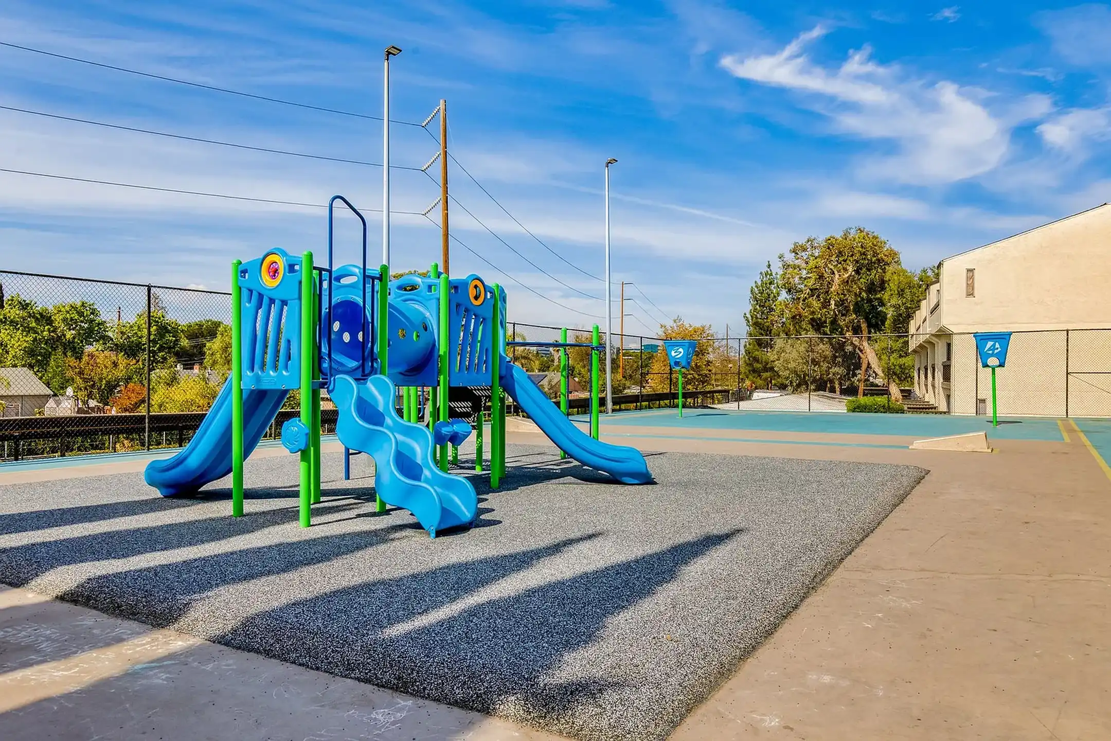 Concord 1441 1441 Detroit Ave Concord, CA