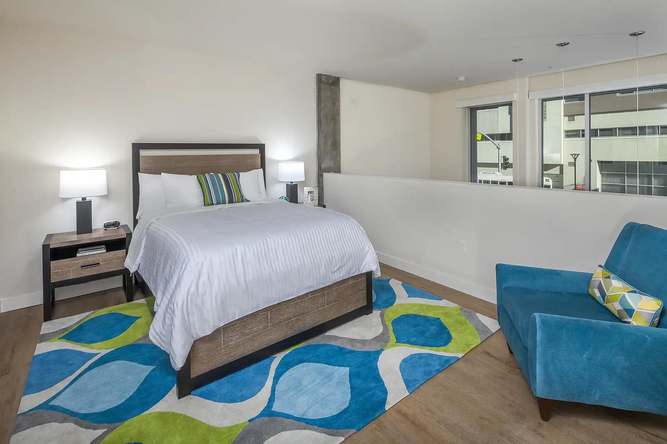 Mresidences olympic and olive