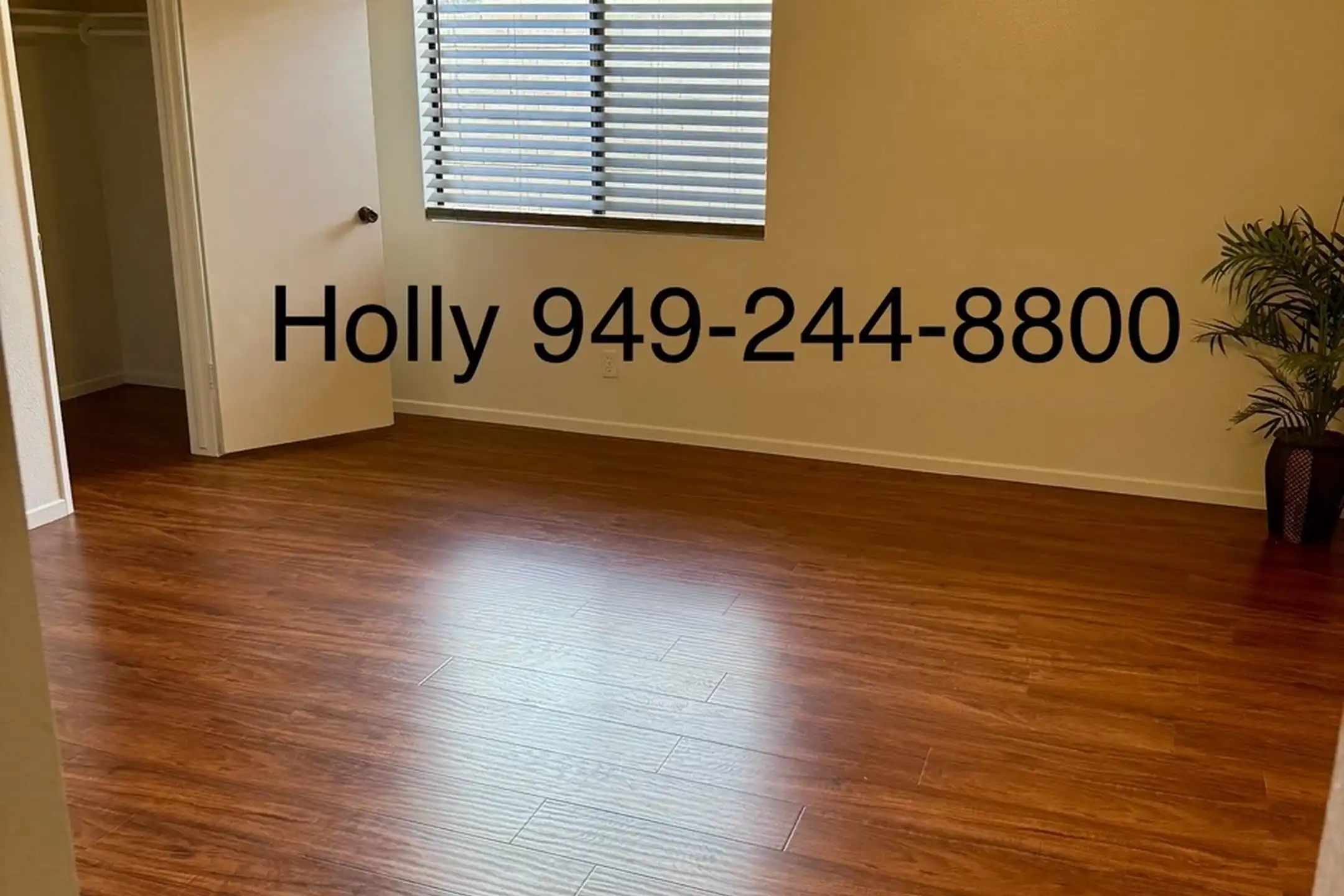 9789 Diana Riverside, CA