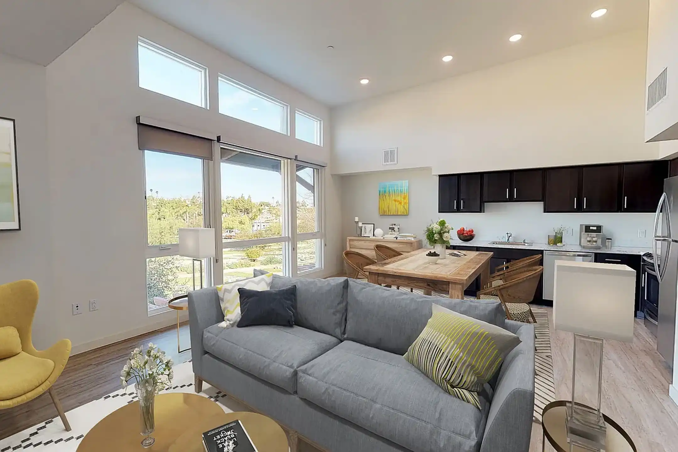 Creekside Apartments 215 Vista Village Dr Vista, CA