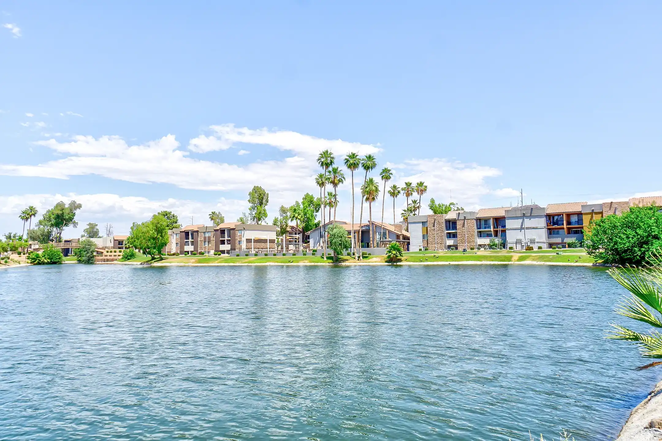 11050 N Biltmore Dr