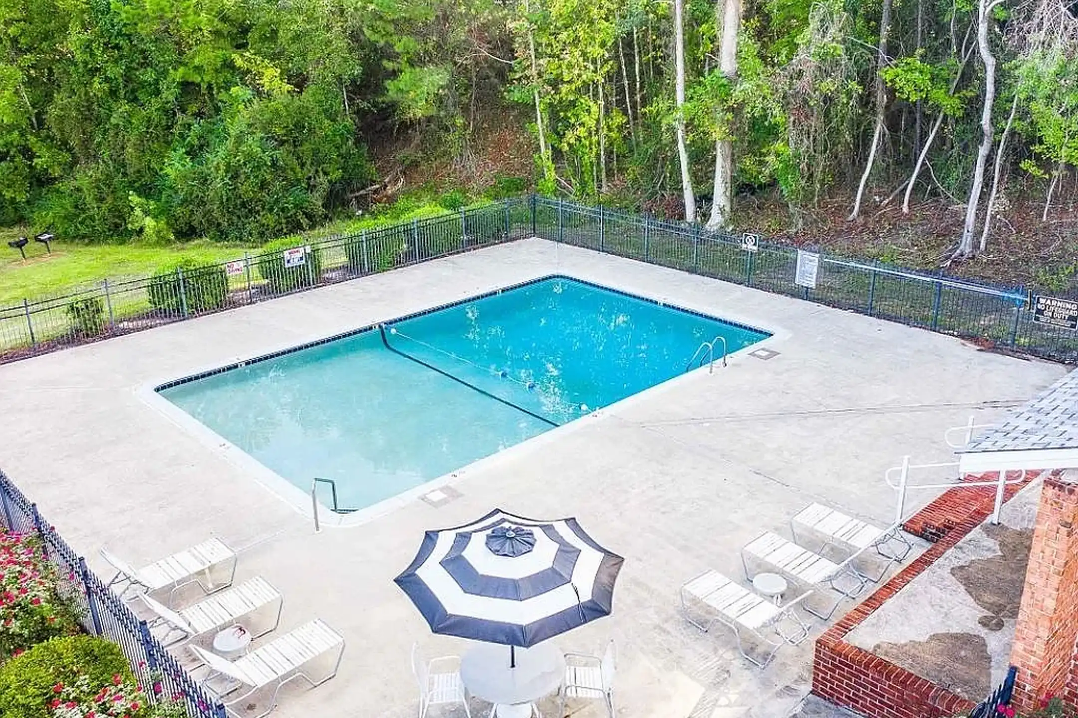 Curated visual reference: Luxury Rental Apartments Have Cypress Dance Floor Reference: Cypress Pointe Apartments 200 Verdant Dr Greenville Nc