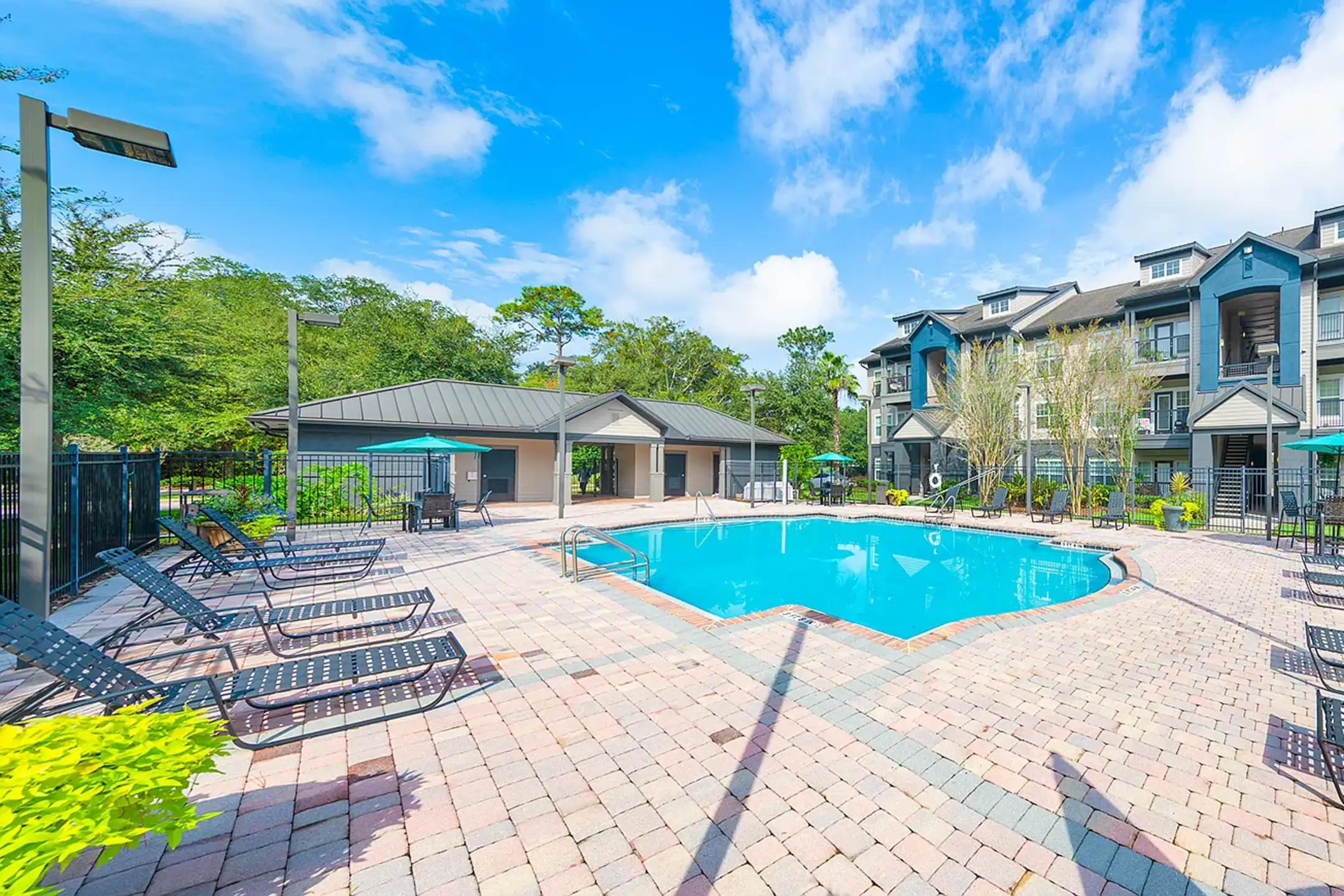 maaページ MAA Mandarin Lakes - 11001 Old Saint Augustine Rd
