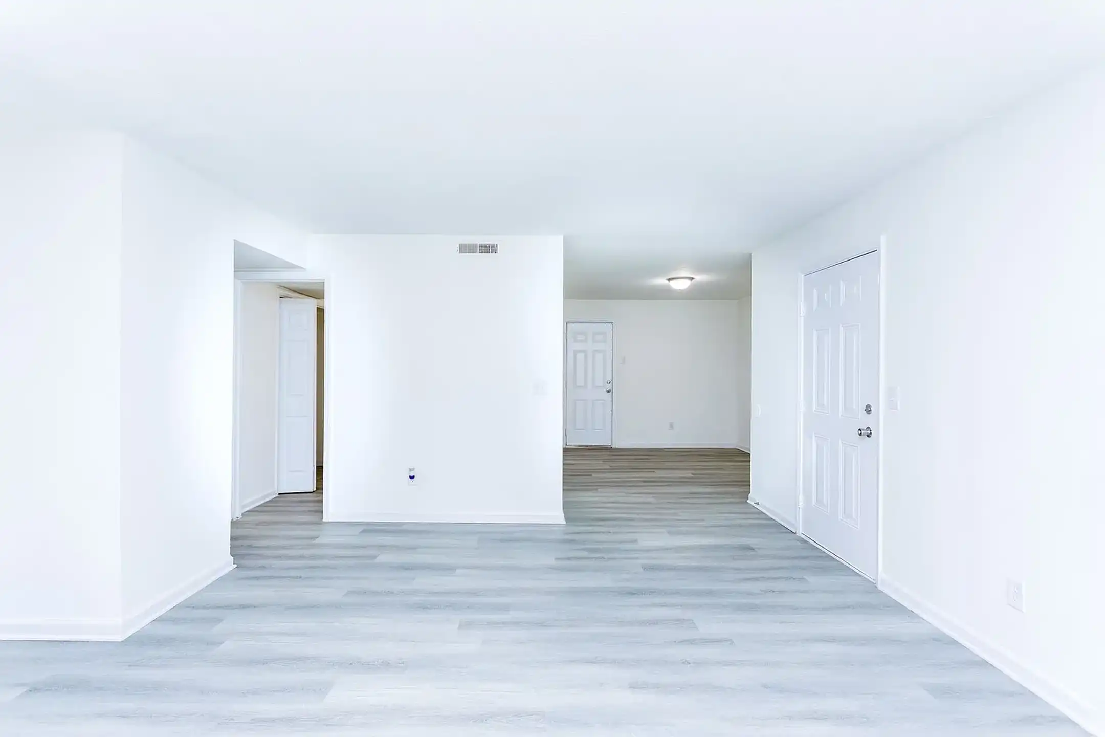 Adar at Golden Gate - 4900 Central Dr - Stone Mountain, GA | Rent.