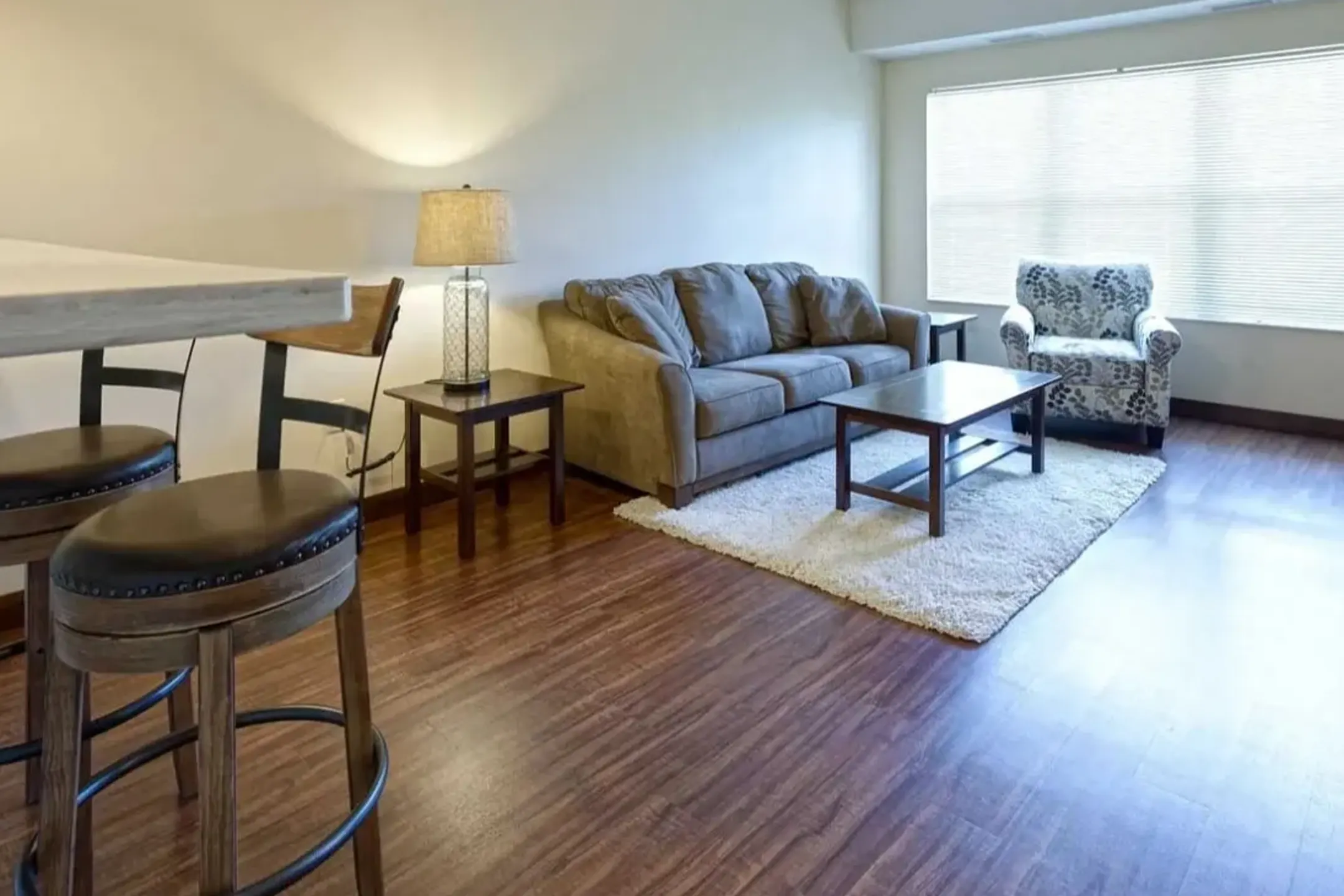 The Park Apartments in Kutzky Neighborhood - 408 8 1/2 Ave