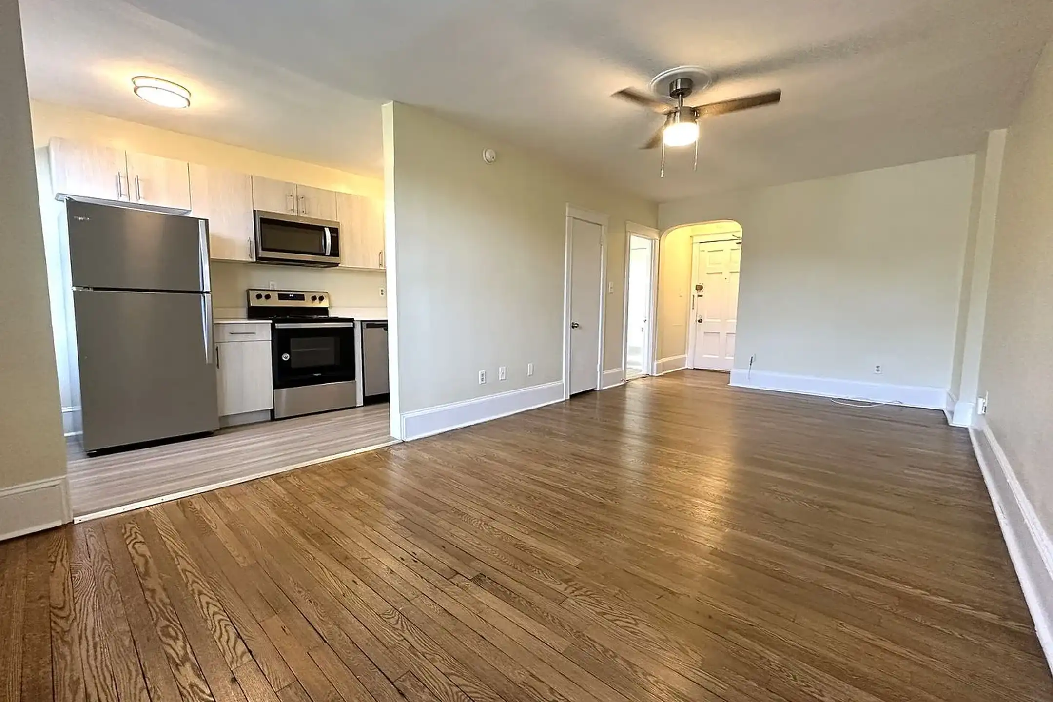 Queen Lane Manor - 2809 W Queen Ln - Philadelphia, PA | Rent.