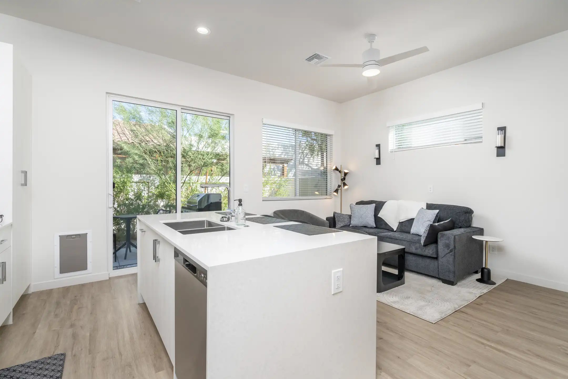 2620 N 52nd St unit Phoenix, AZ