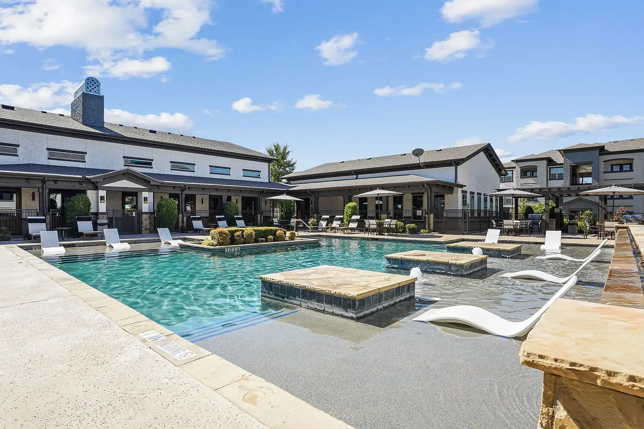 Overlook Ranch - 3101 Alliance Gateway Fwy - Fort Worth, TX | Rent.