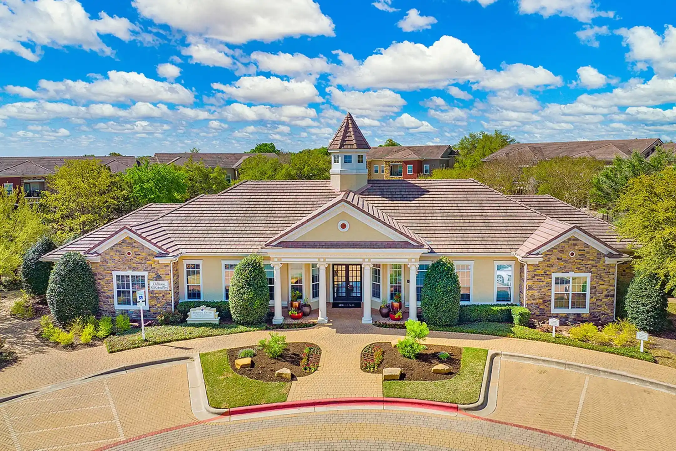 MAA Cedar Park - 3000 Colonial Pkwy - Cedar Park, TX | Rent.