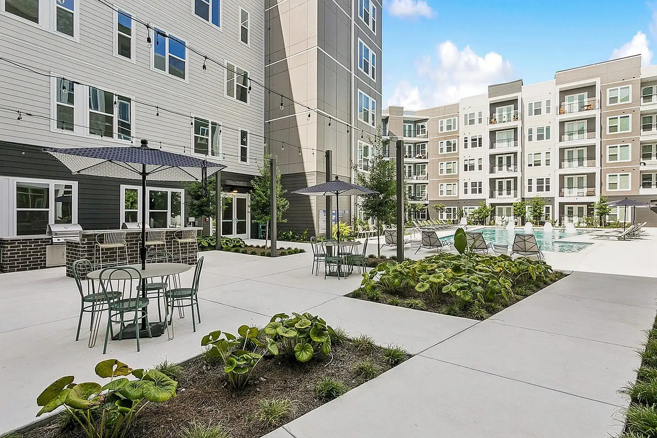 The Metro at Clearview 4409 Trenton St Metairie, LA