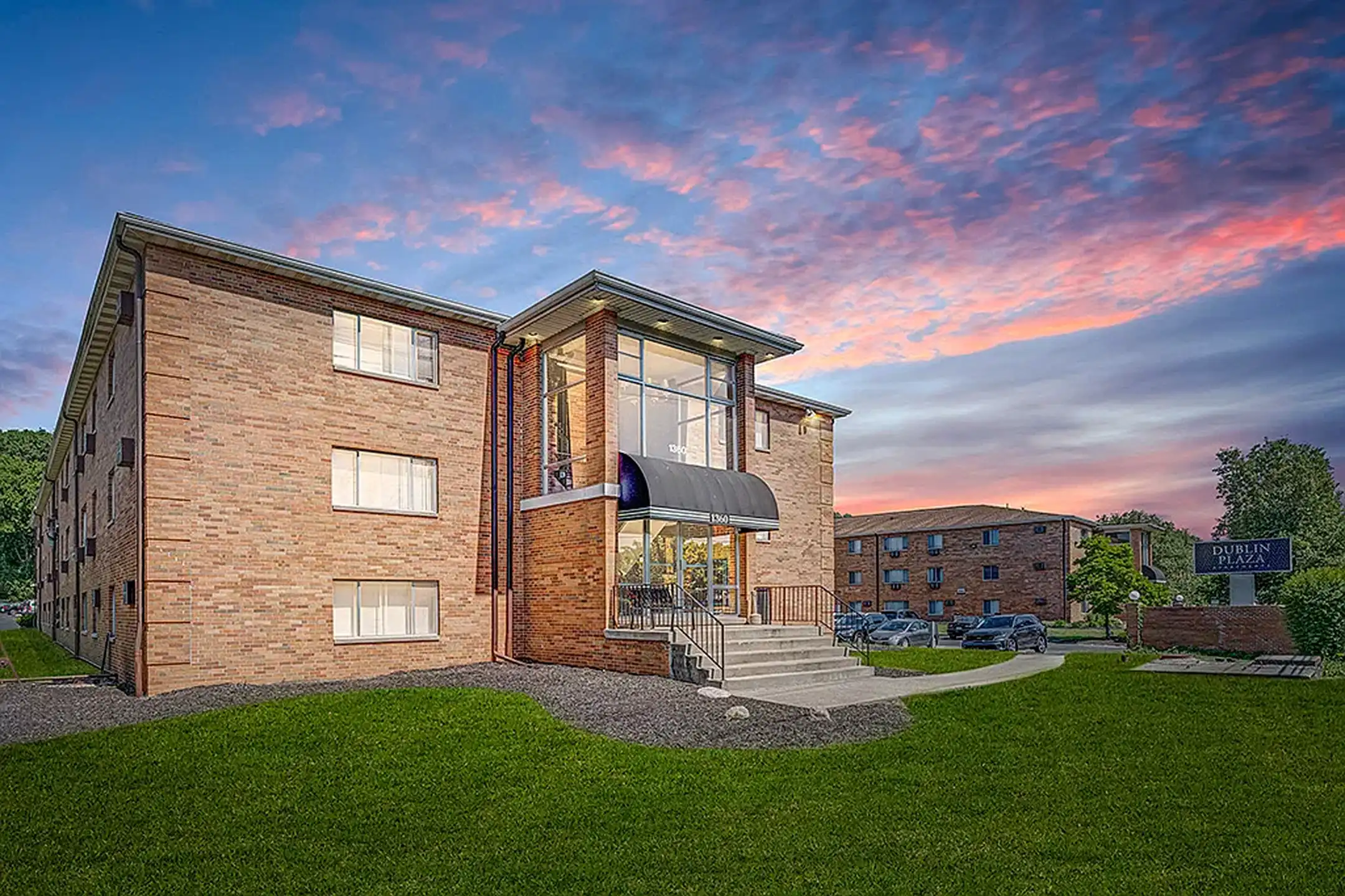 Dublin Plaza - 1340 Dublin Rd - Columbus, OH | Rent.
