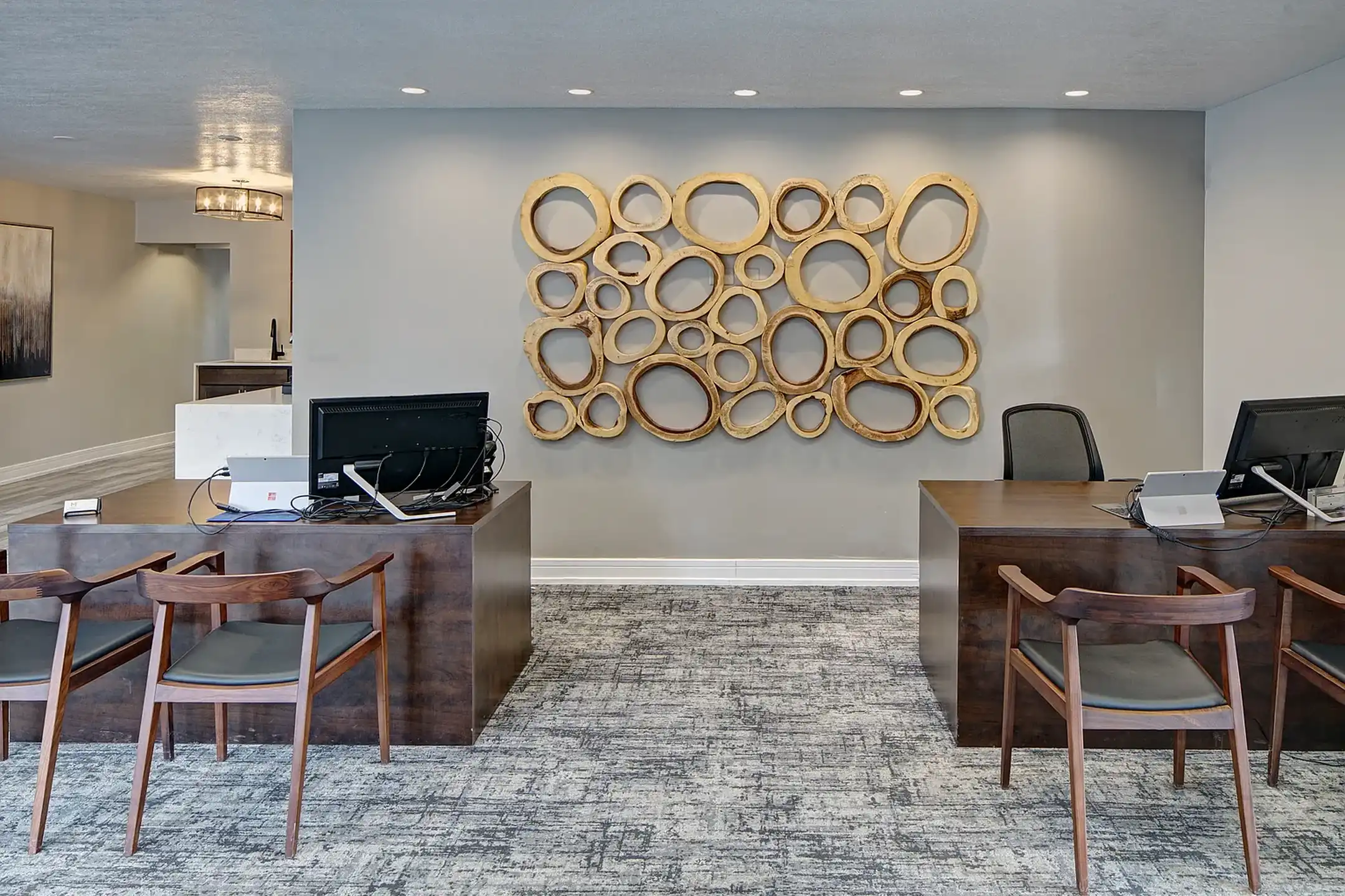 The Woodlands of Crest Hill - 1615 Arbor Ln - Crest Hill, IL | Rent.