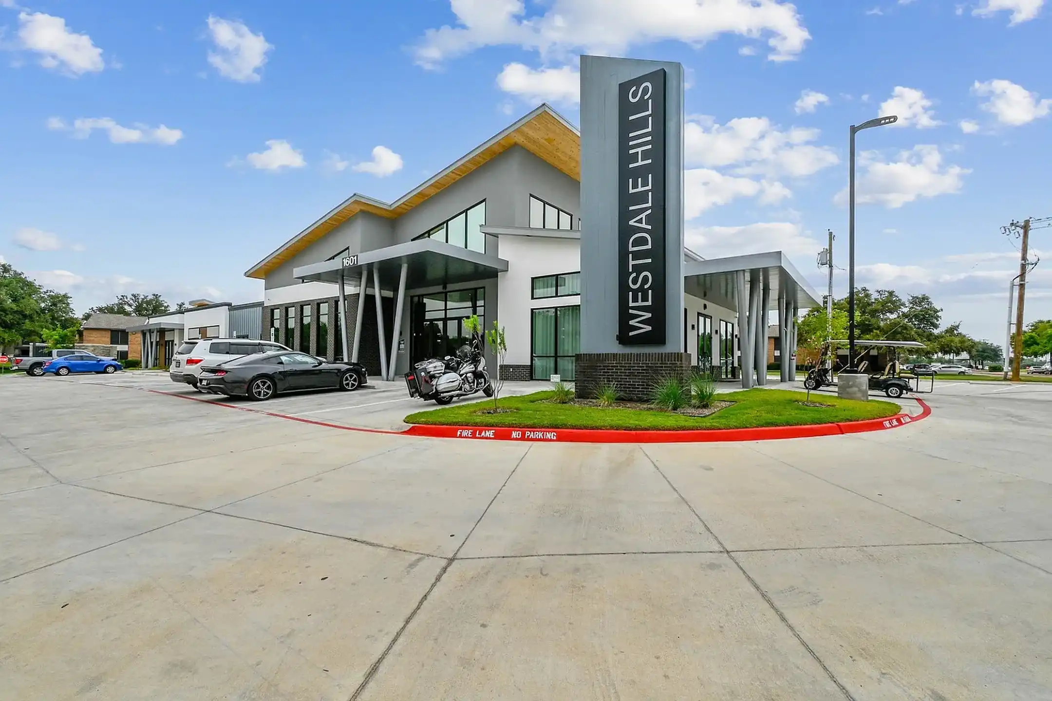 Westdale Hills 1601 Sotogrande Blvd Hurst, TX - Main Image