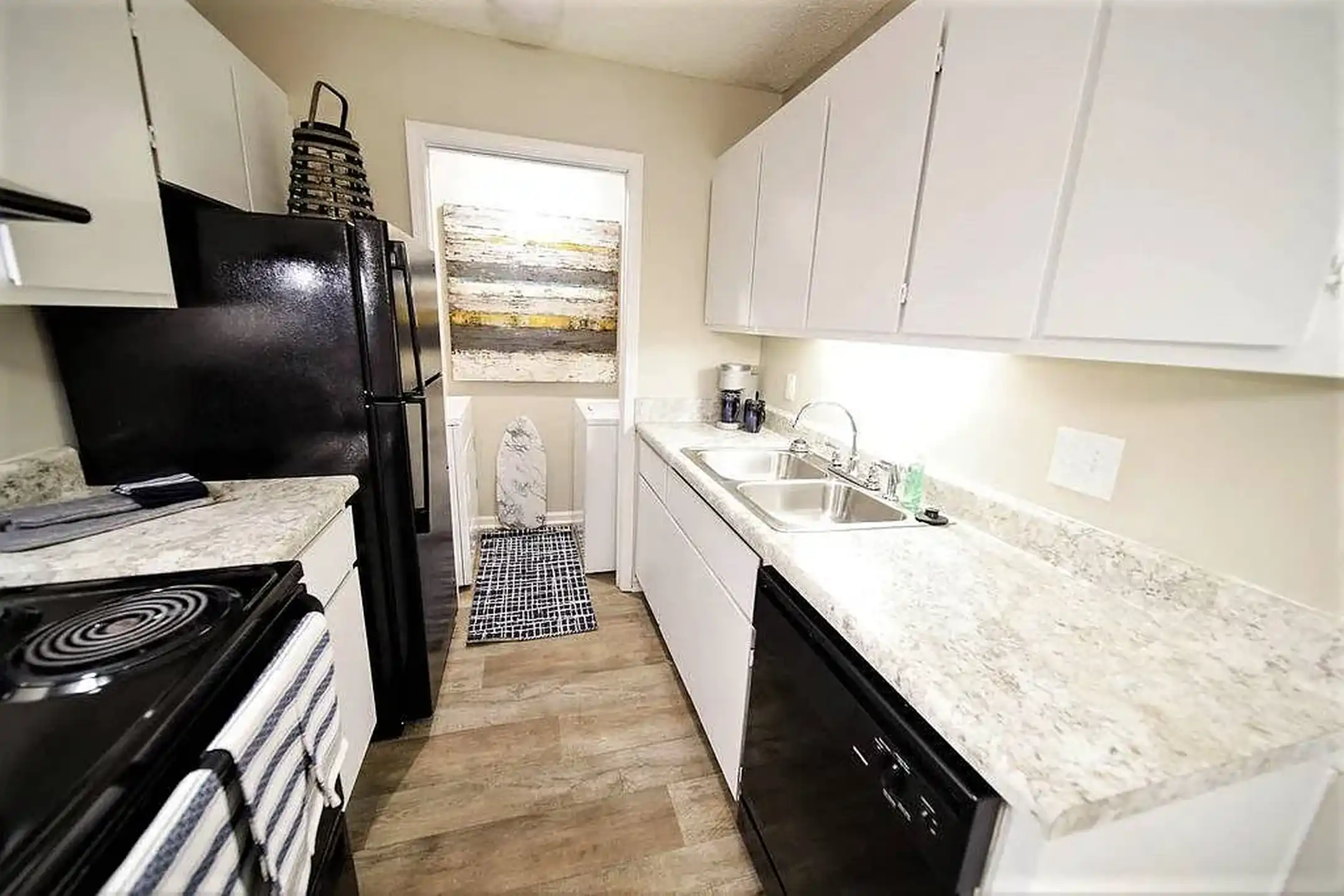 1409 Roper Mountain Rd Greenville Sc 29615