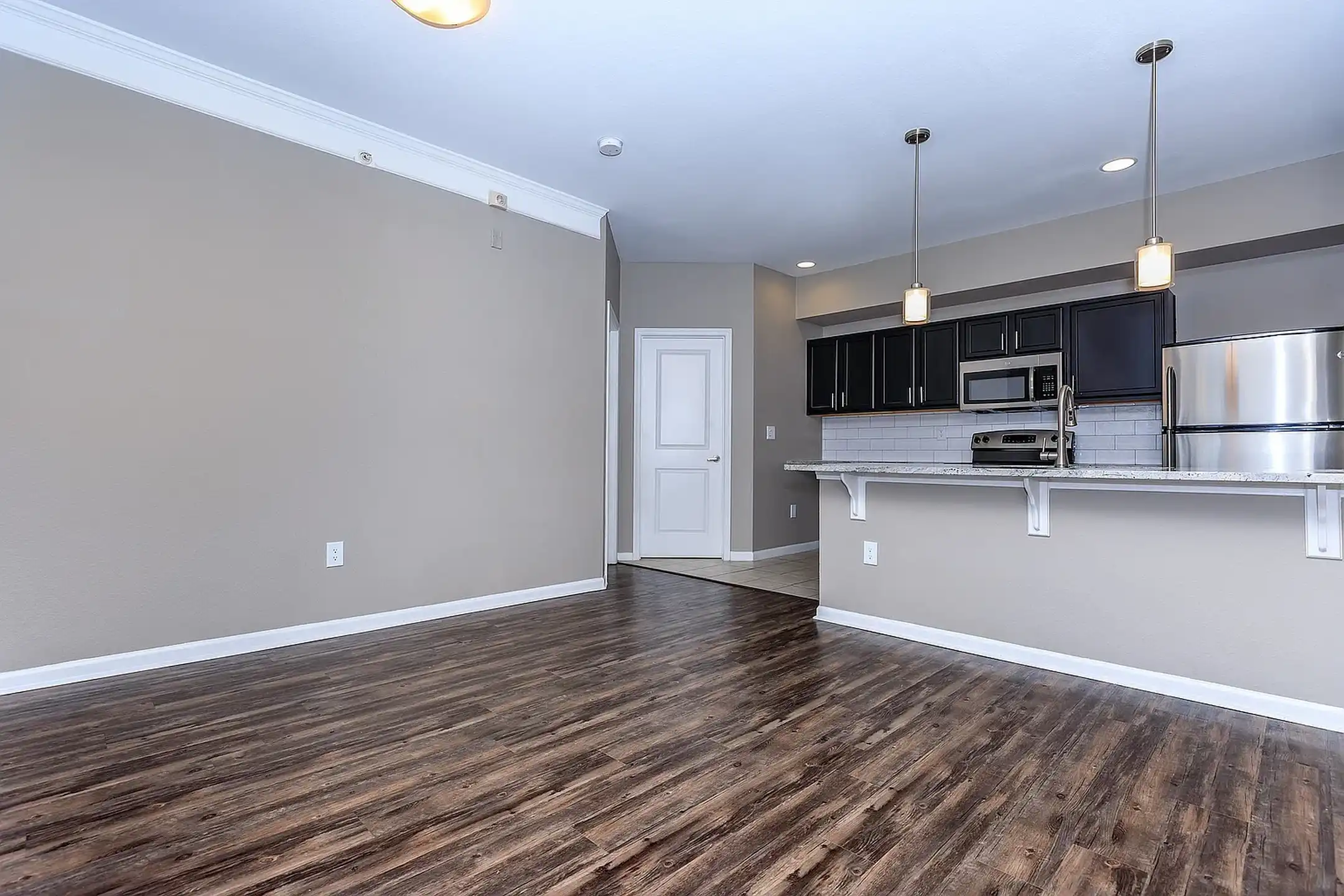 Corbin Crossing - 6801 W 138th Ter - Overland Park, KS | Rent.