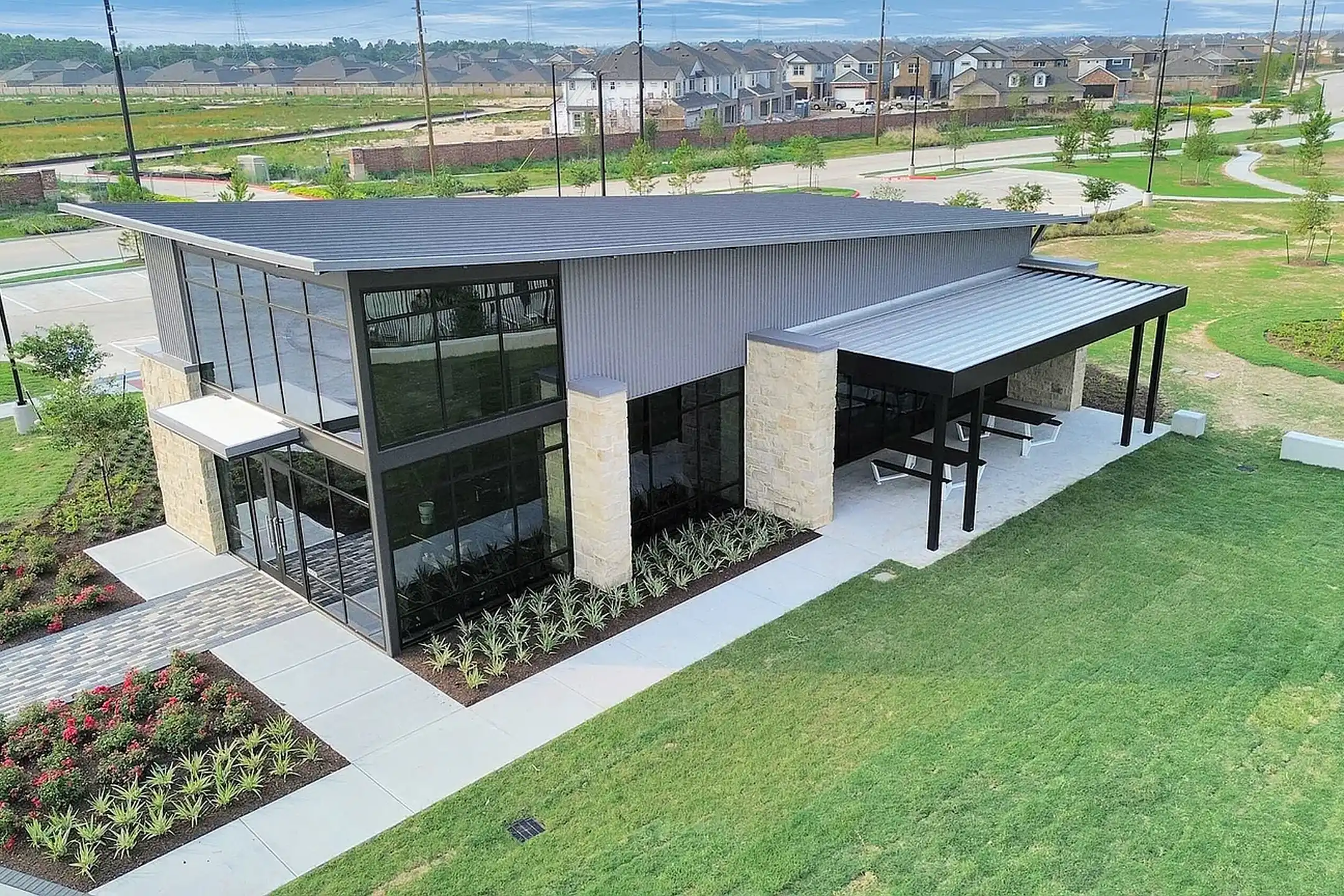 Villas at Sunterra - 27035 Beacon Glen Dr - Katy, TX | Rent.