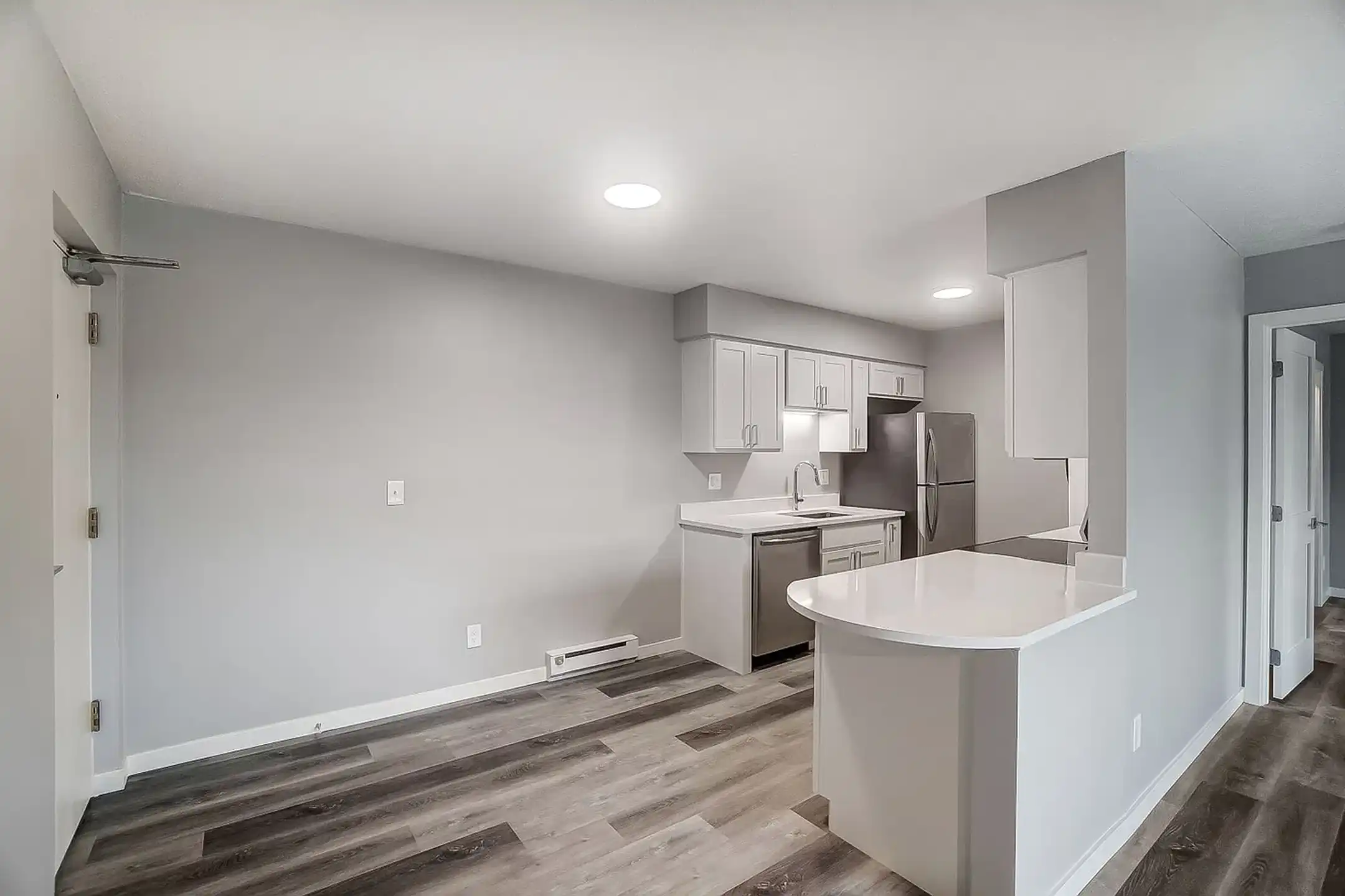 Chardon Place Apartments and Townhomes - 101 Meadowlands Dr - Chardon ...
