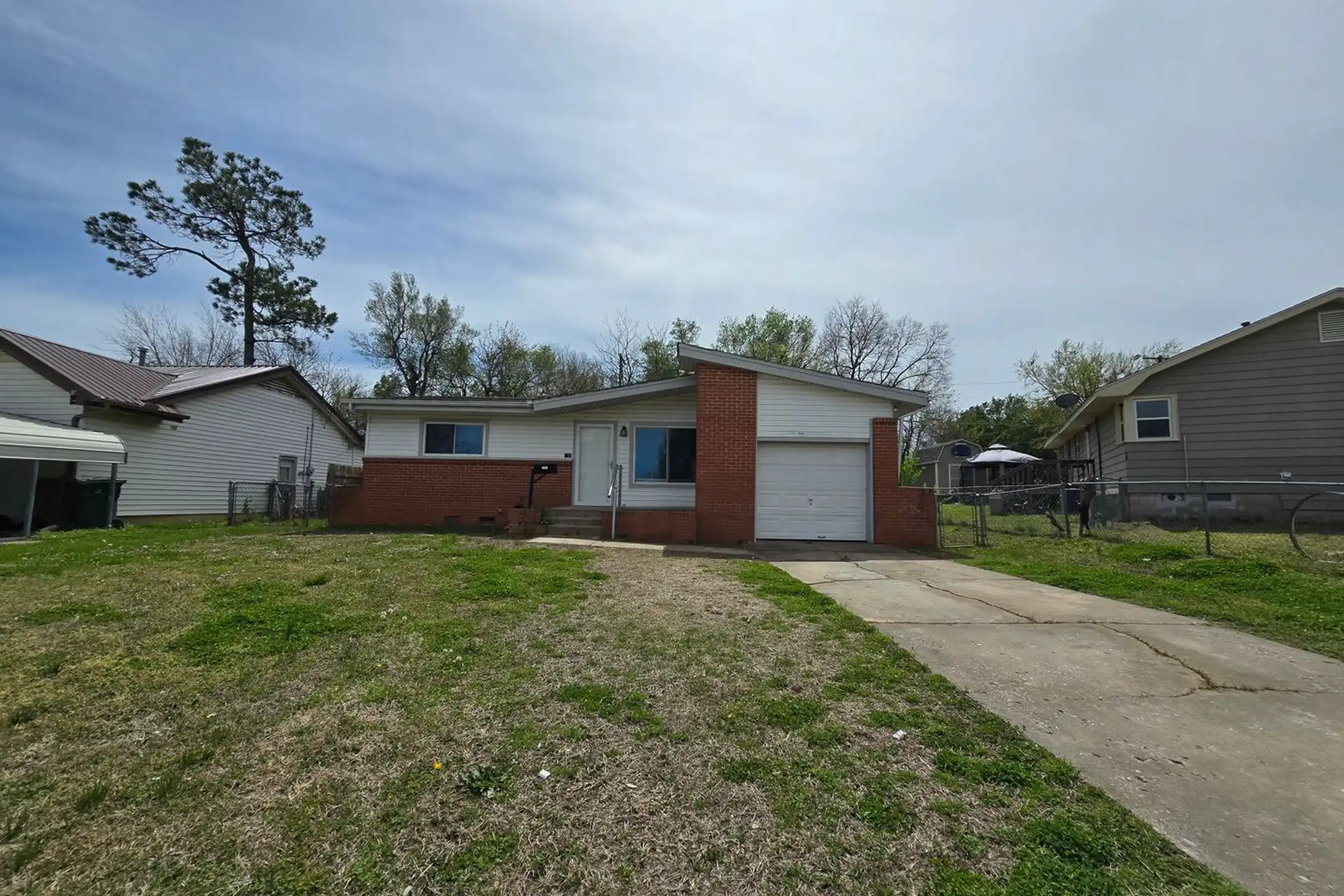 518 W Park St Tecumseh, OK